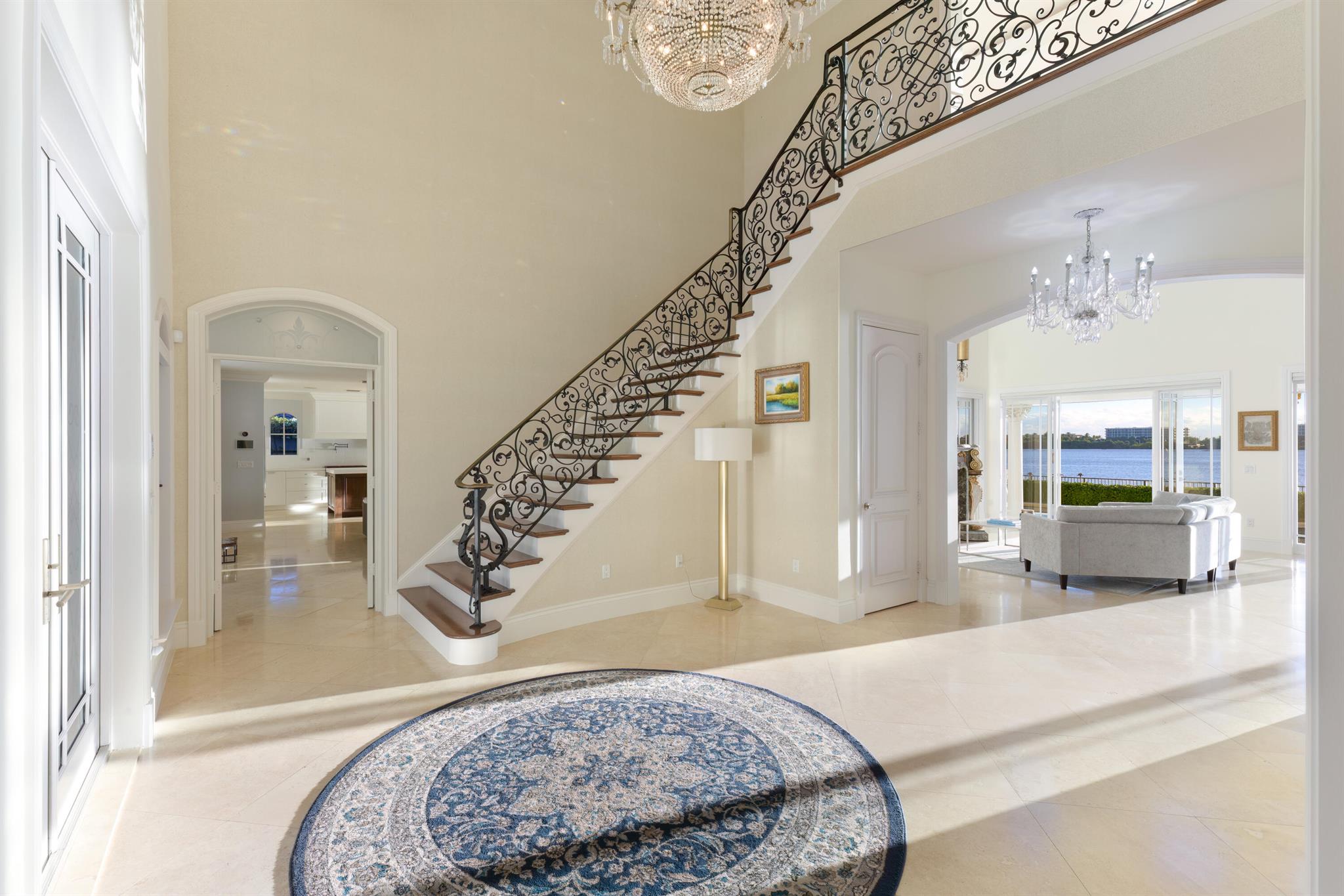 7 Duke Drive