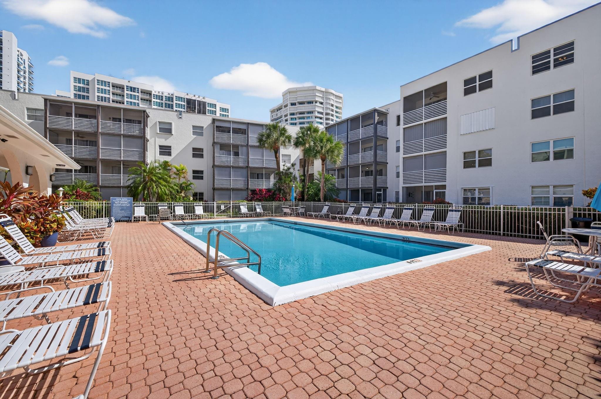 Gardens By The Sea South - Residential