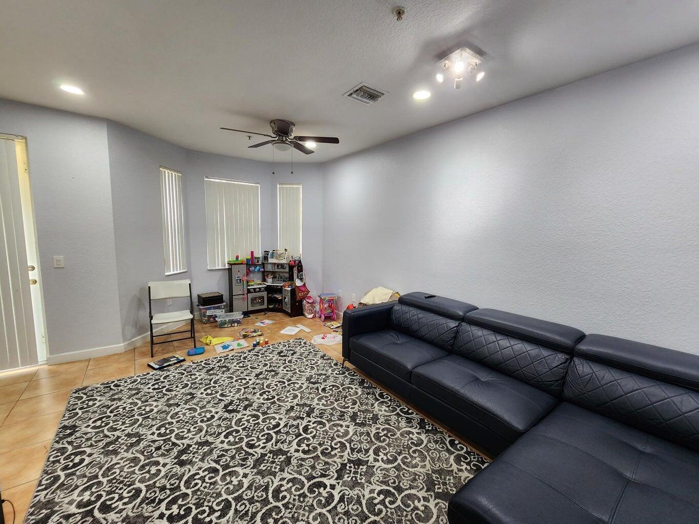 SHOMA TOWNHOMES AT ROYAL PALM BEACH CONDO - Residential