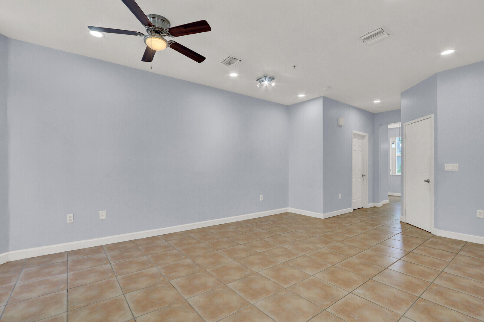 SHOMA TOWNHOMES AT ROYAL PALM BEACH CONDO - Residential