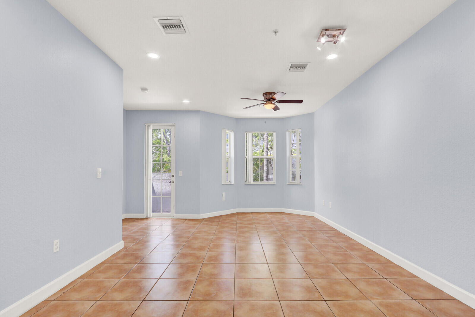 SHOMA TOWNHOMES AT ROYAL PALM BEACH CONDO - Residential