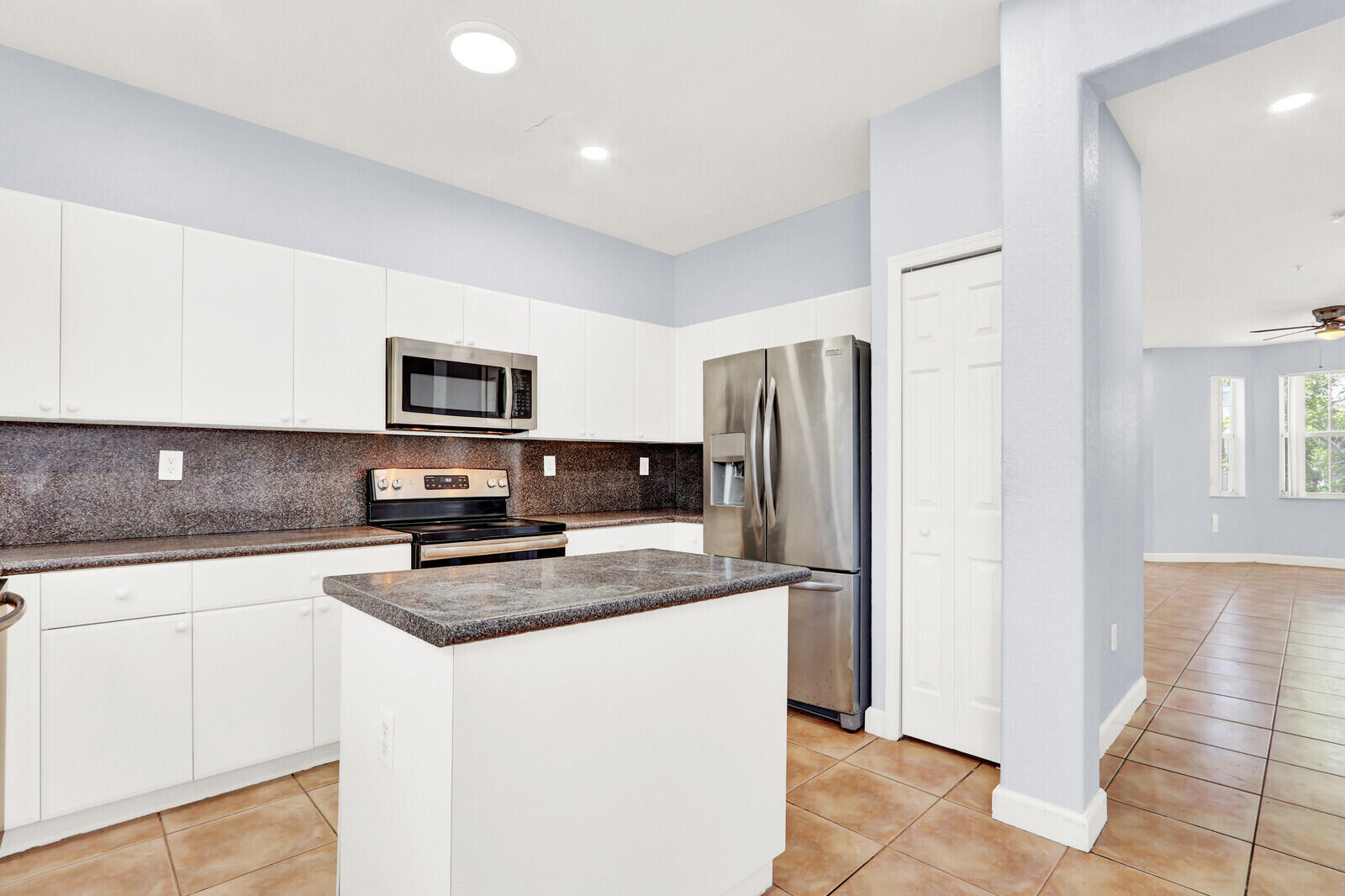 SHOMA TOWNHOMES AT ROYAL PALM BEACH CONDO - Residential