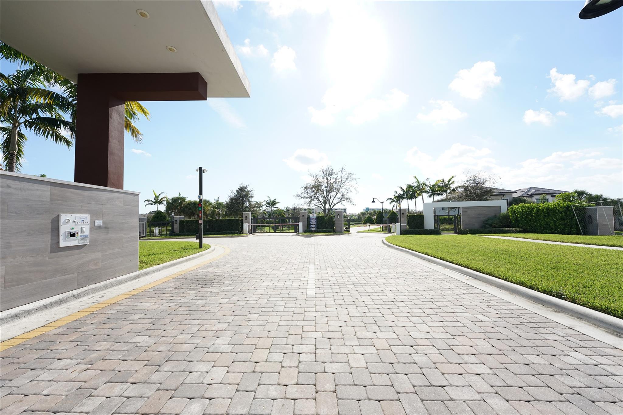 Oak Tree Prop Redev - Residential