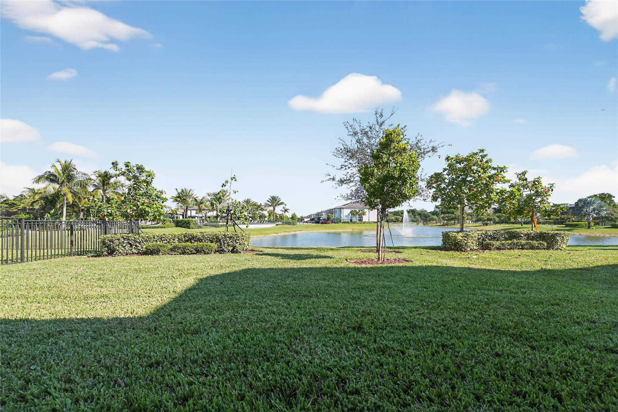 Oak Tree Prop Redev - Residential