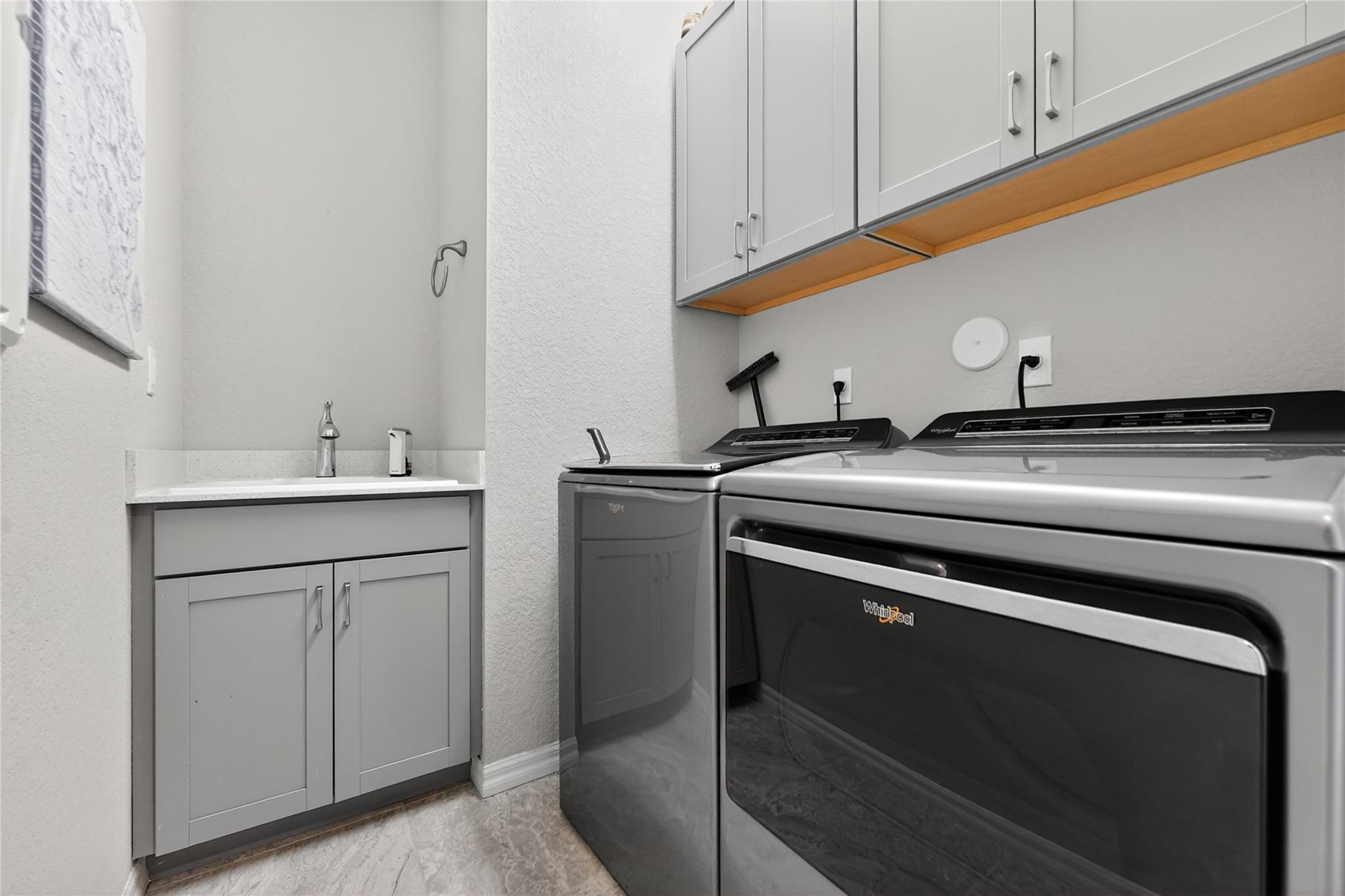 Oak Tree Prop Redev - Residential