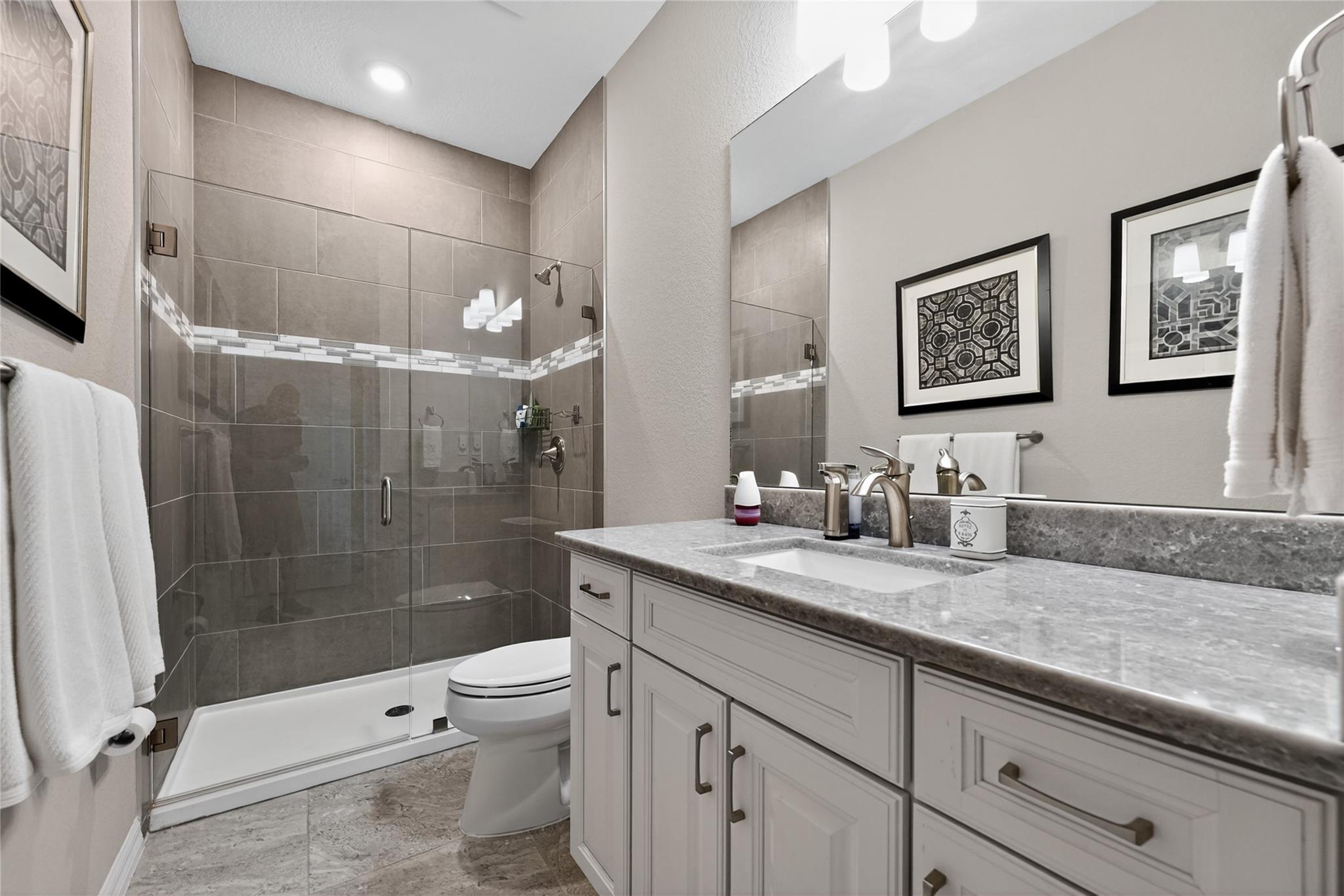 Oak Tree Prop Redev - Residential