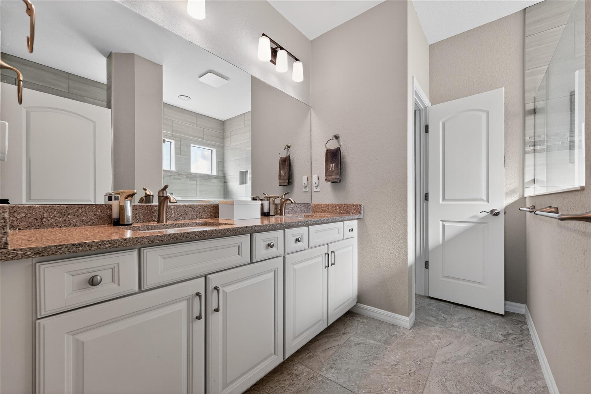 Oak Tree Prop Redev - Residential