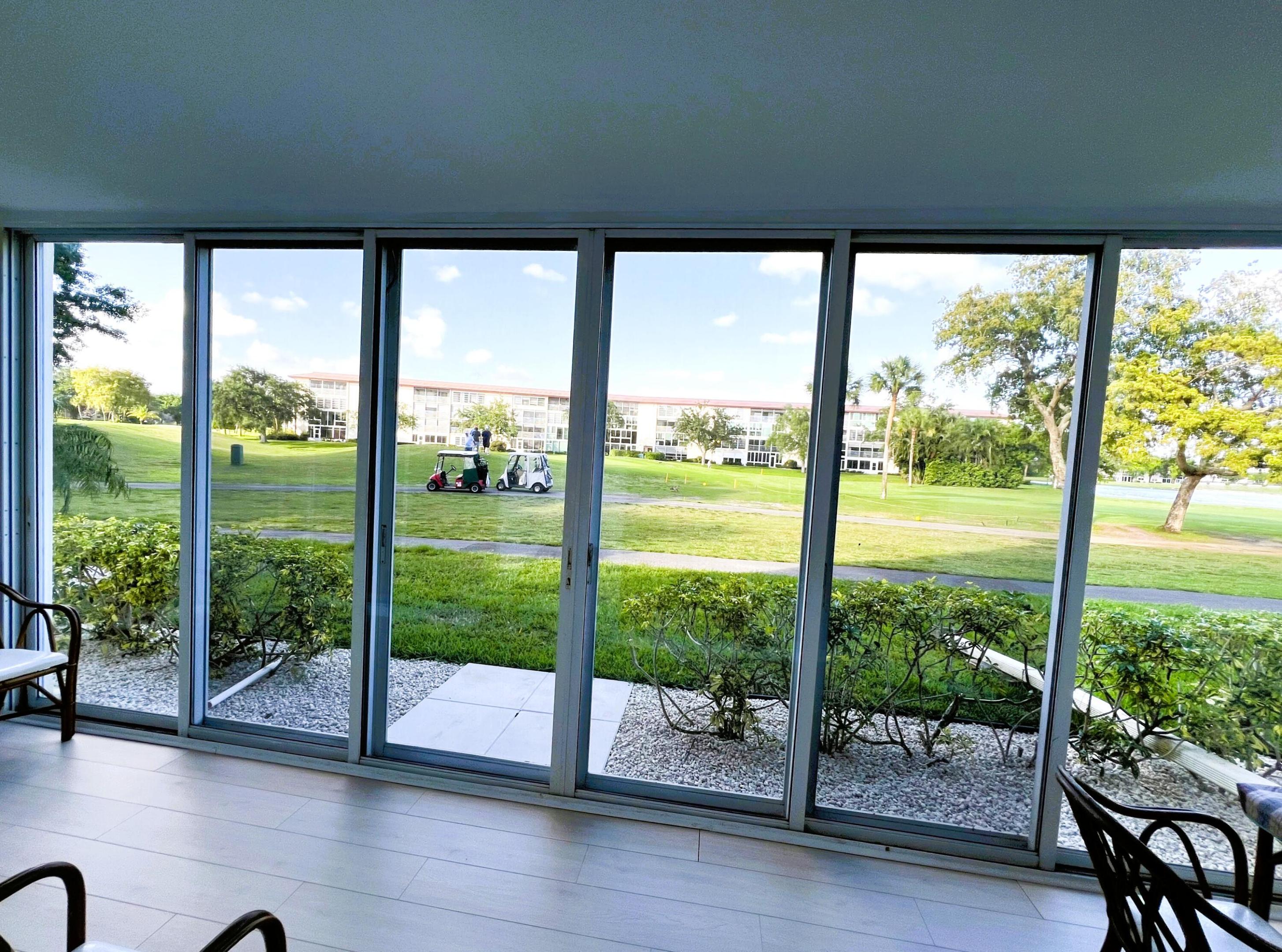 VICTORIA VILLAGE E CONDO - Residential