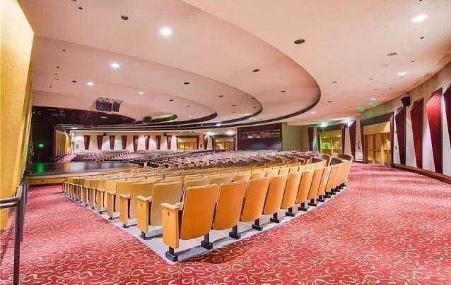 VICTORIA VILLAGE E CONDO - Residential