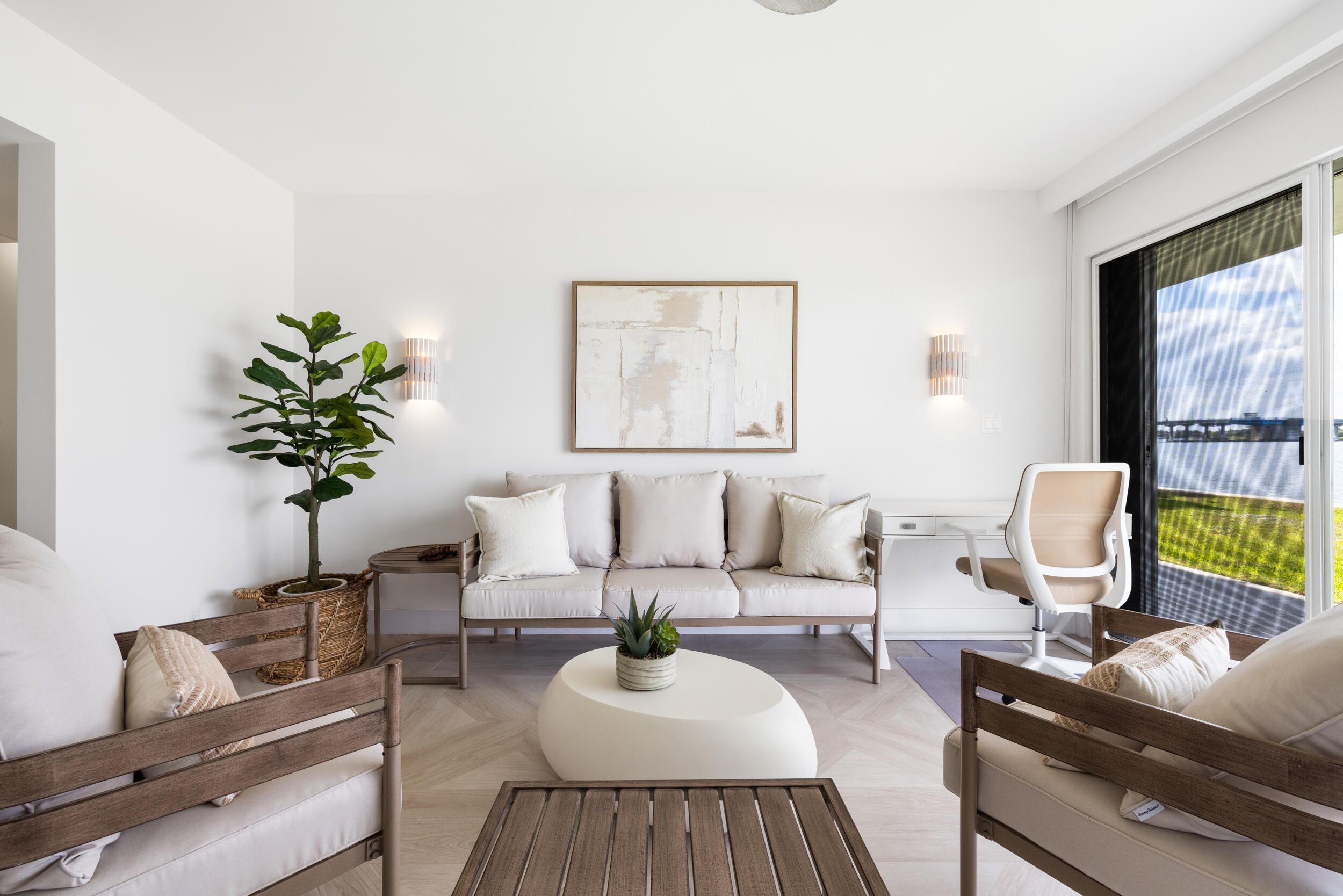 COVE CONDO - Residential