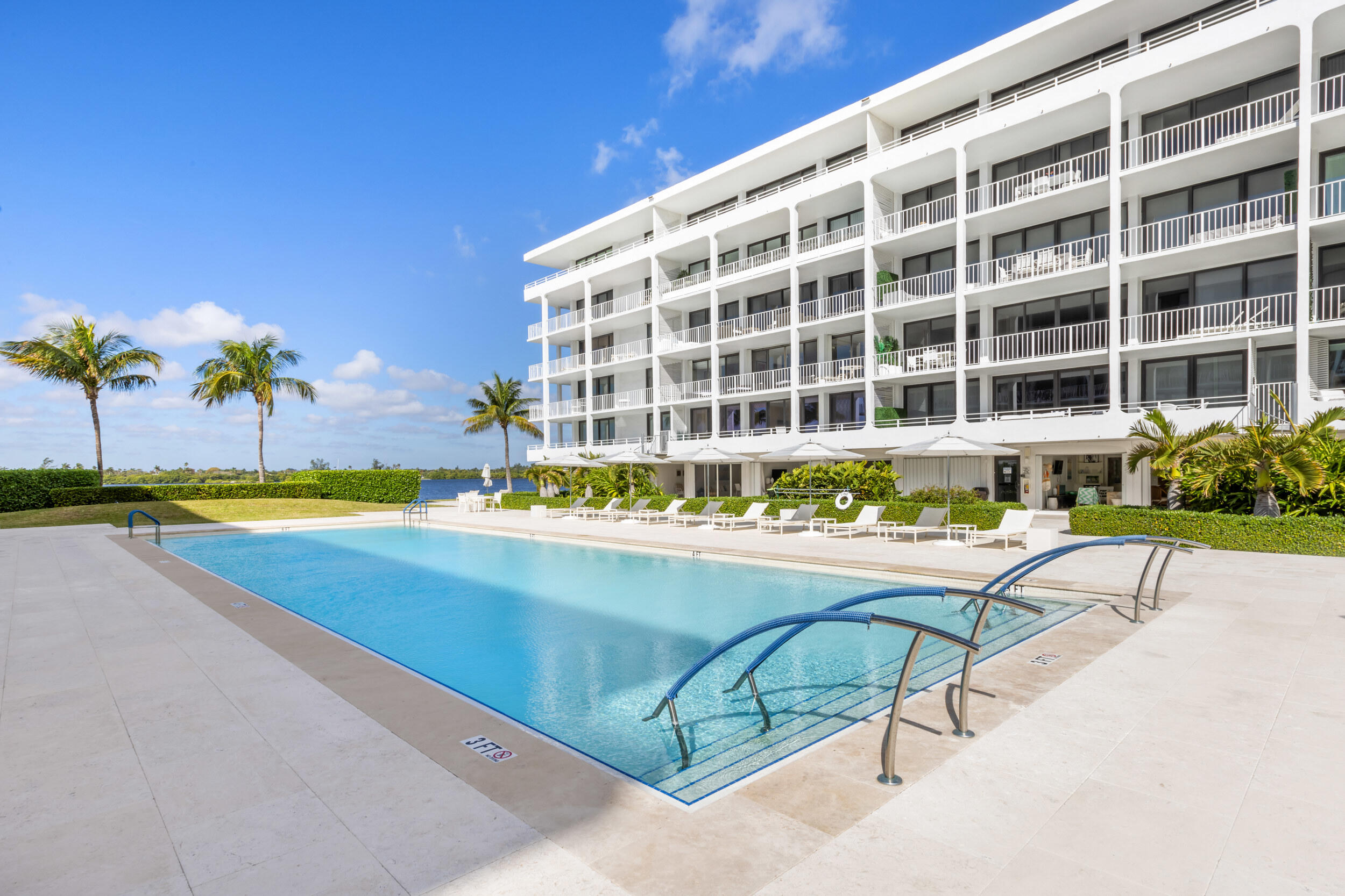 COVE CONDO - Residential