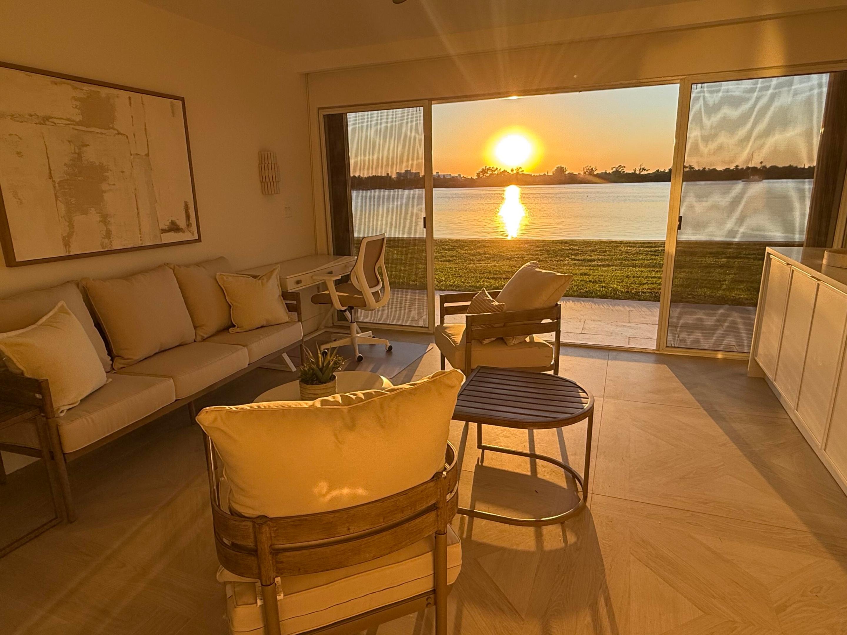 COVE CONDO - Residential