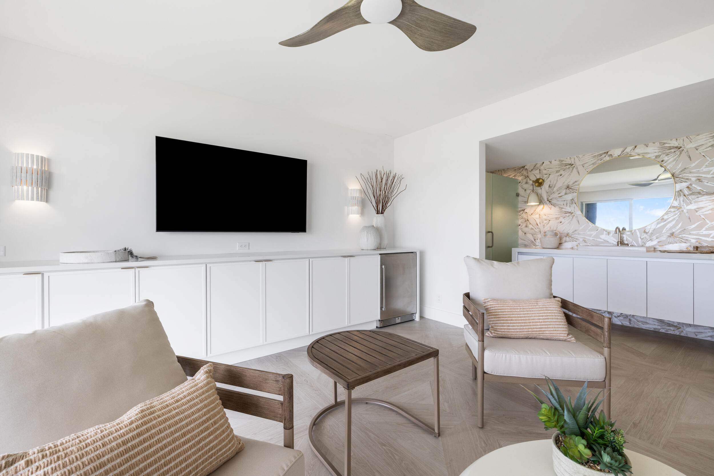 COVE CONDO - Residential