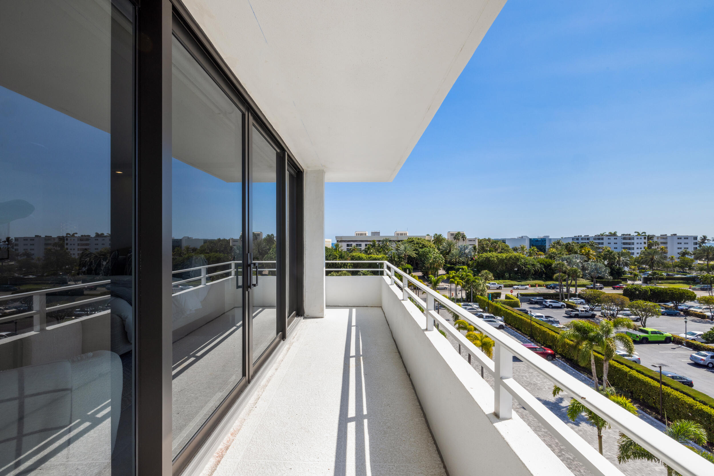 COVE CONDO - Residential