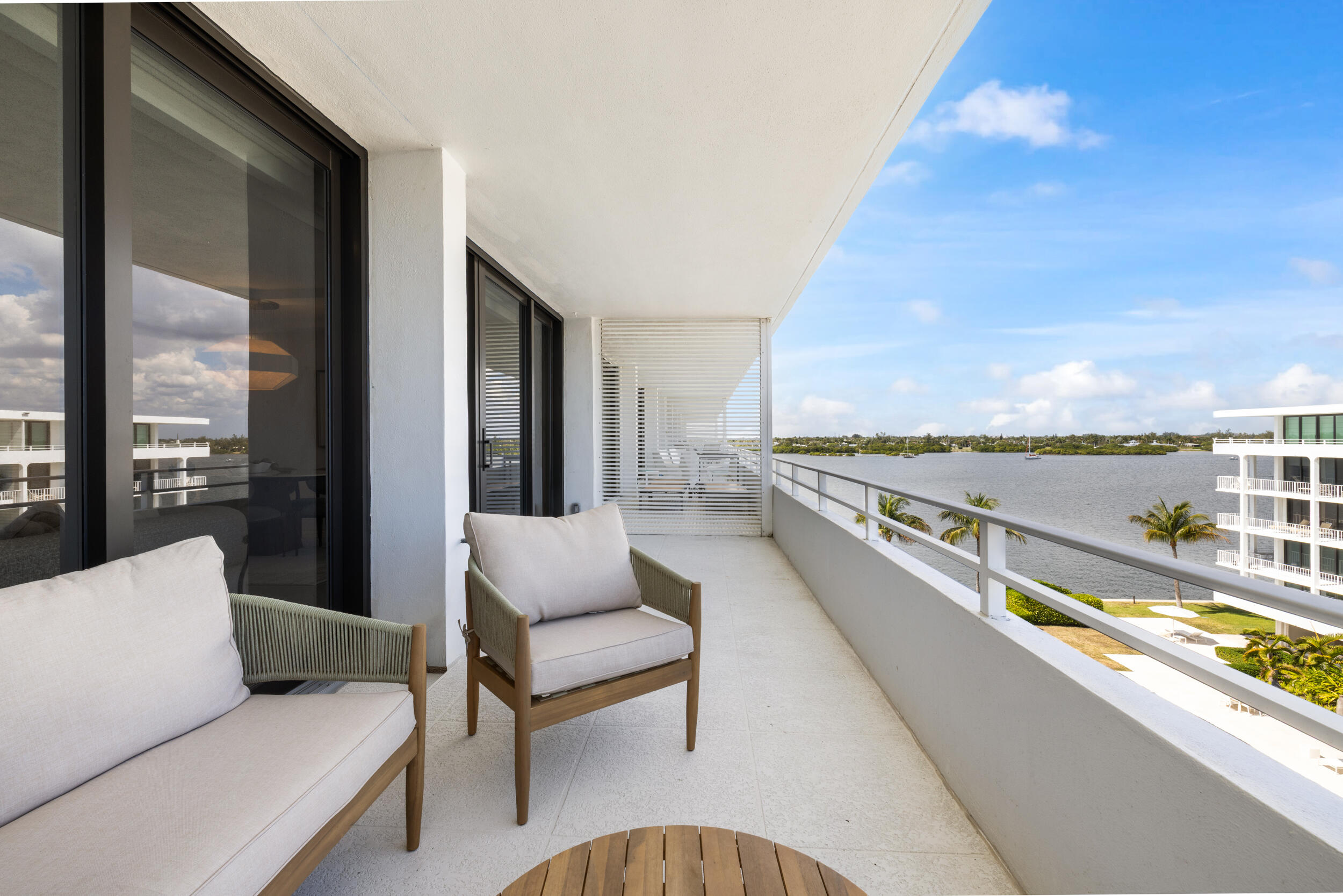 COVE CONDO - Residential