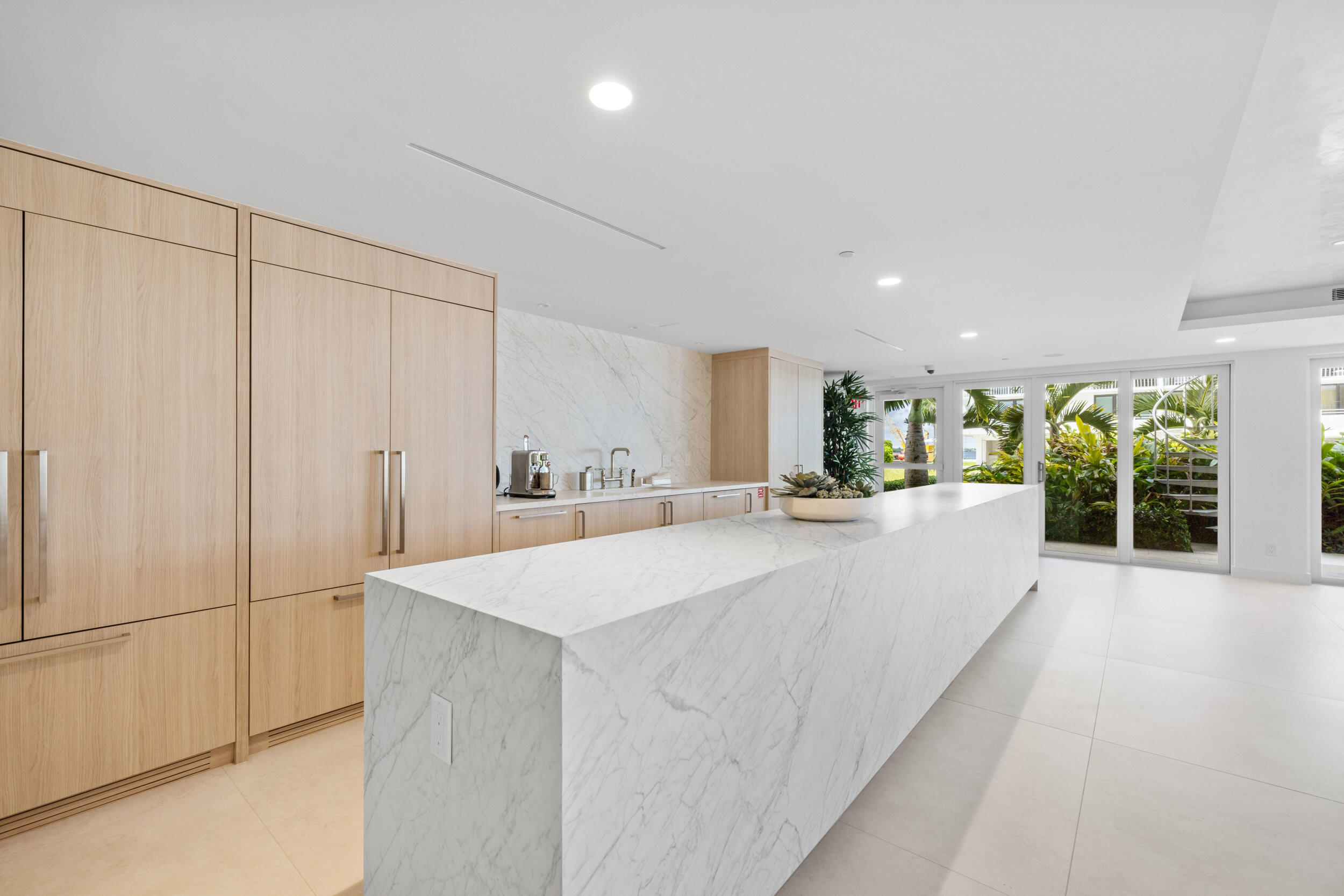 COVE CONDO - Residential