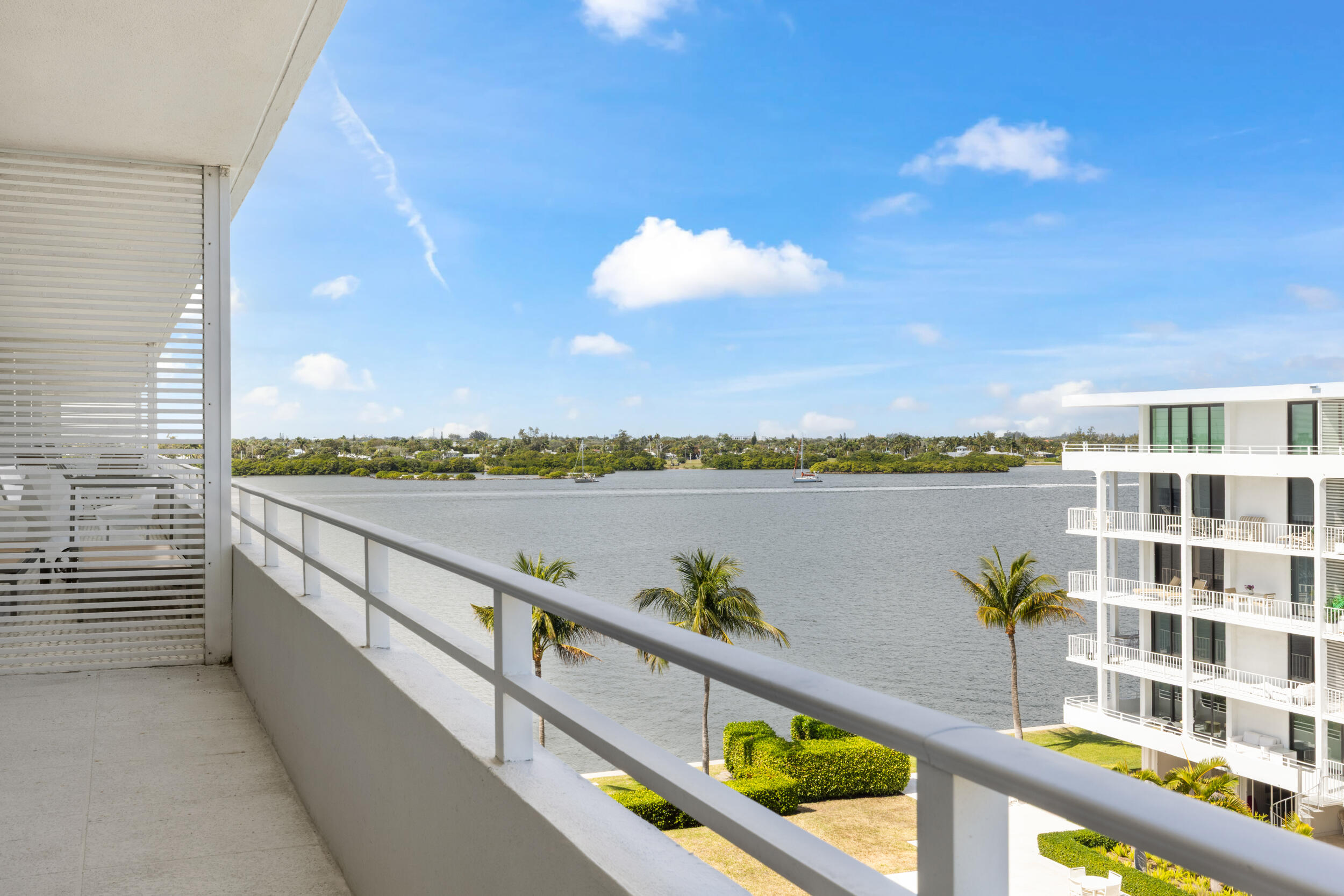 COVE CONDO - Residential