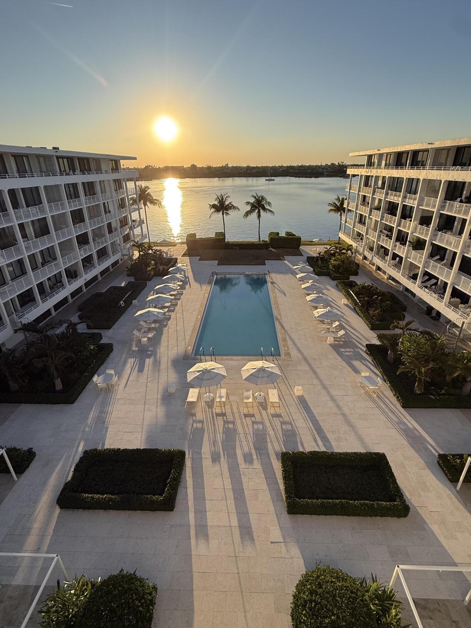 COVE CONDO - Residential