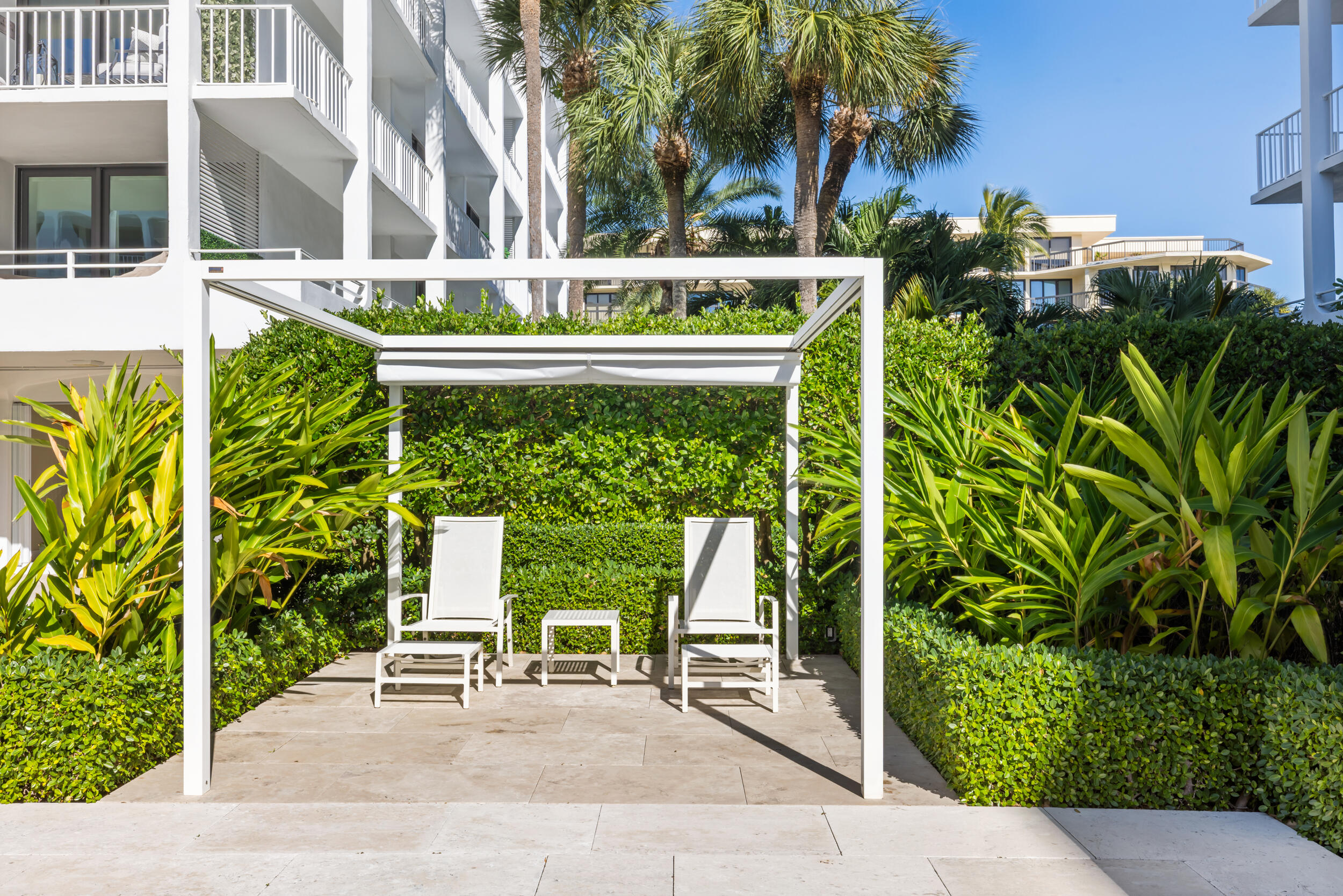 COVE CONDO - Residential