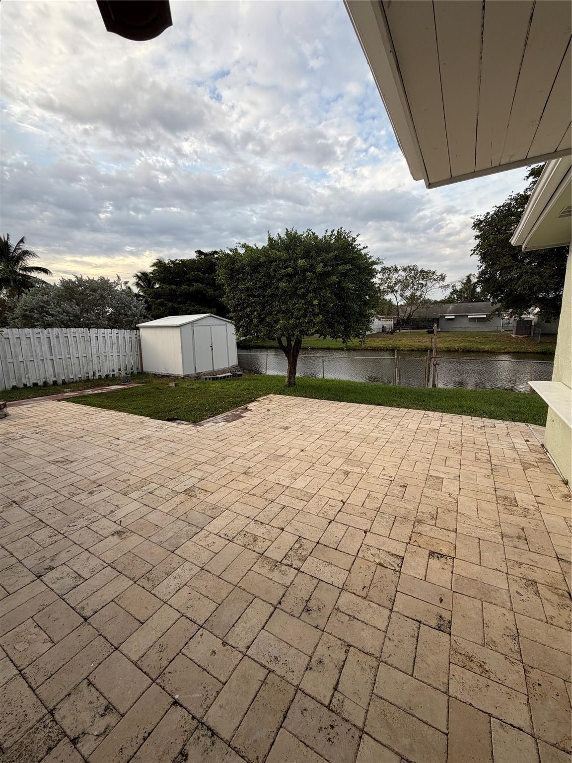 Sunrise Golf Village Sec - Residential Lease