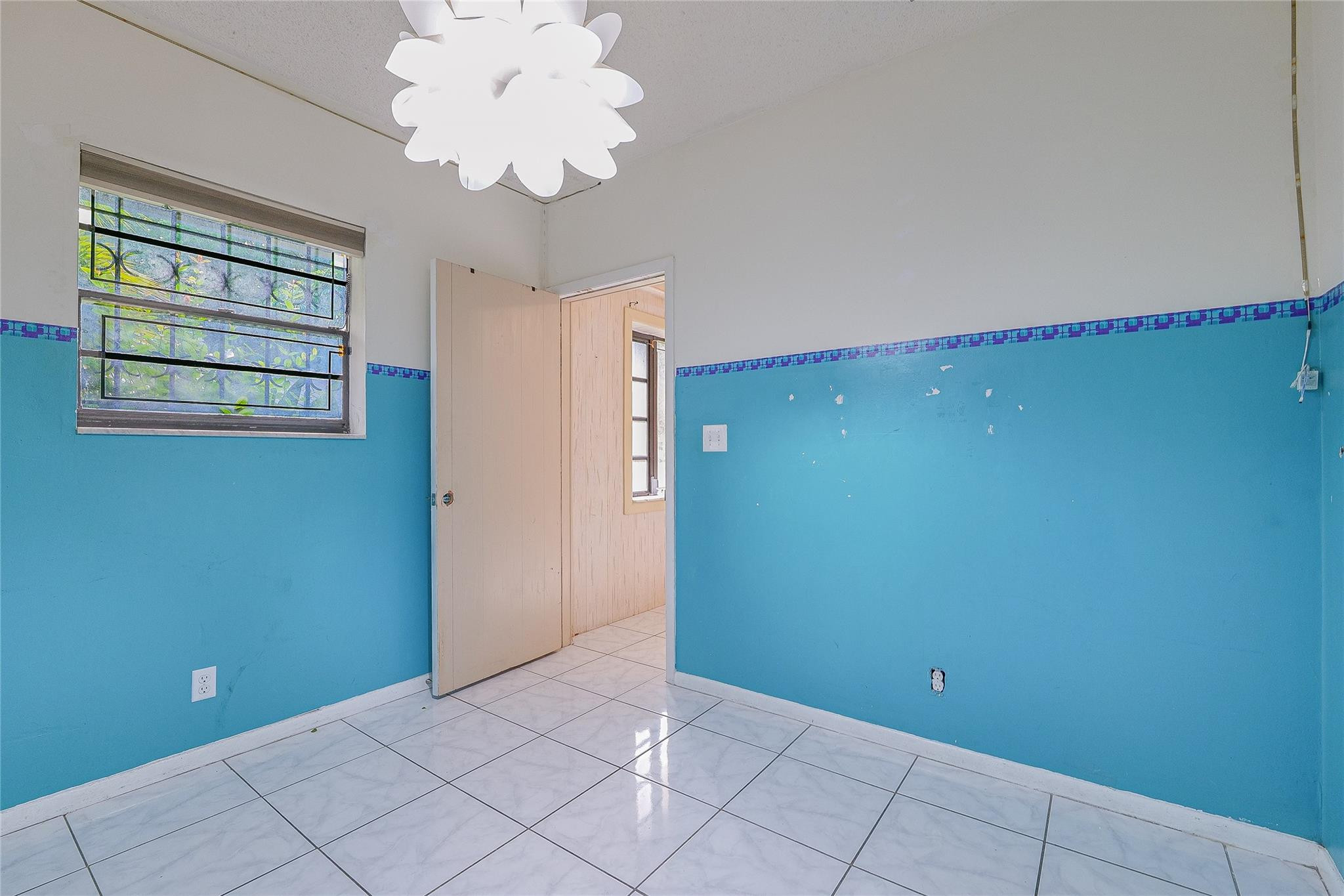 HILLS OF INVERRARY - Residential