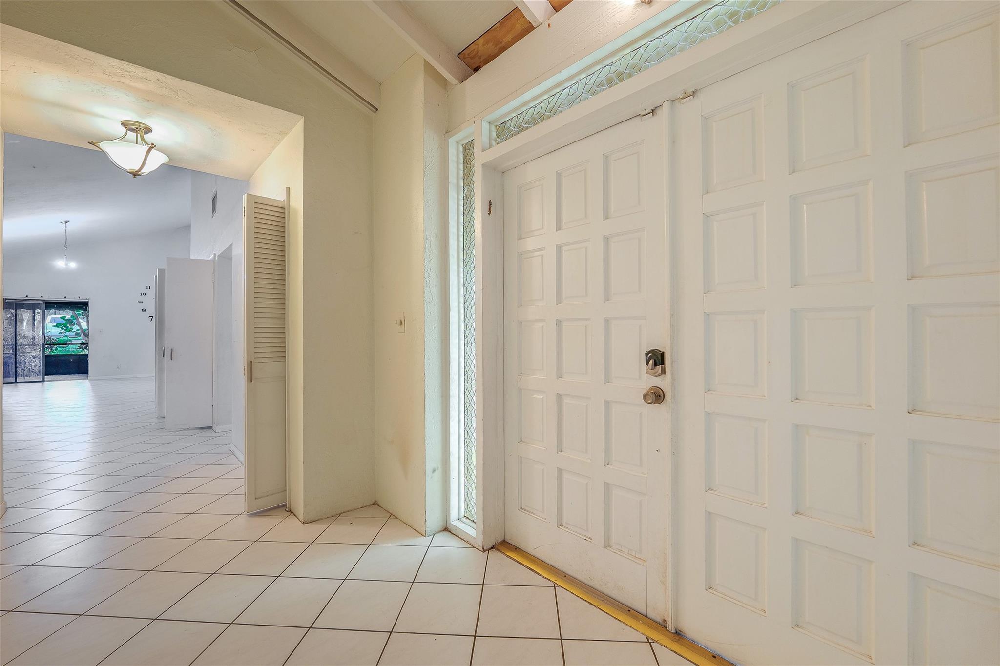 HILLS OF INVERRARY - Residential