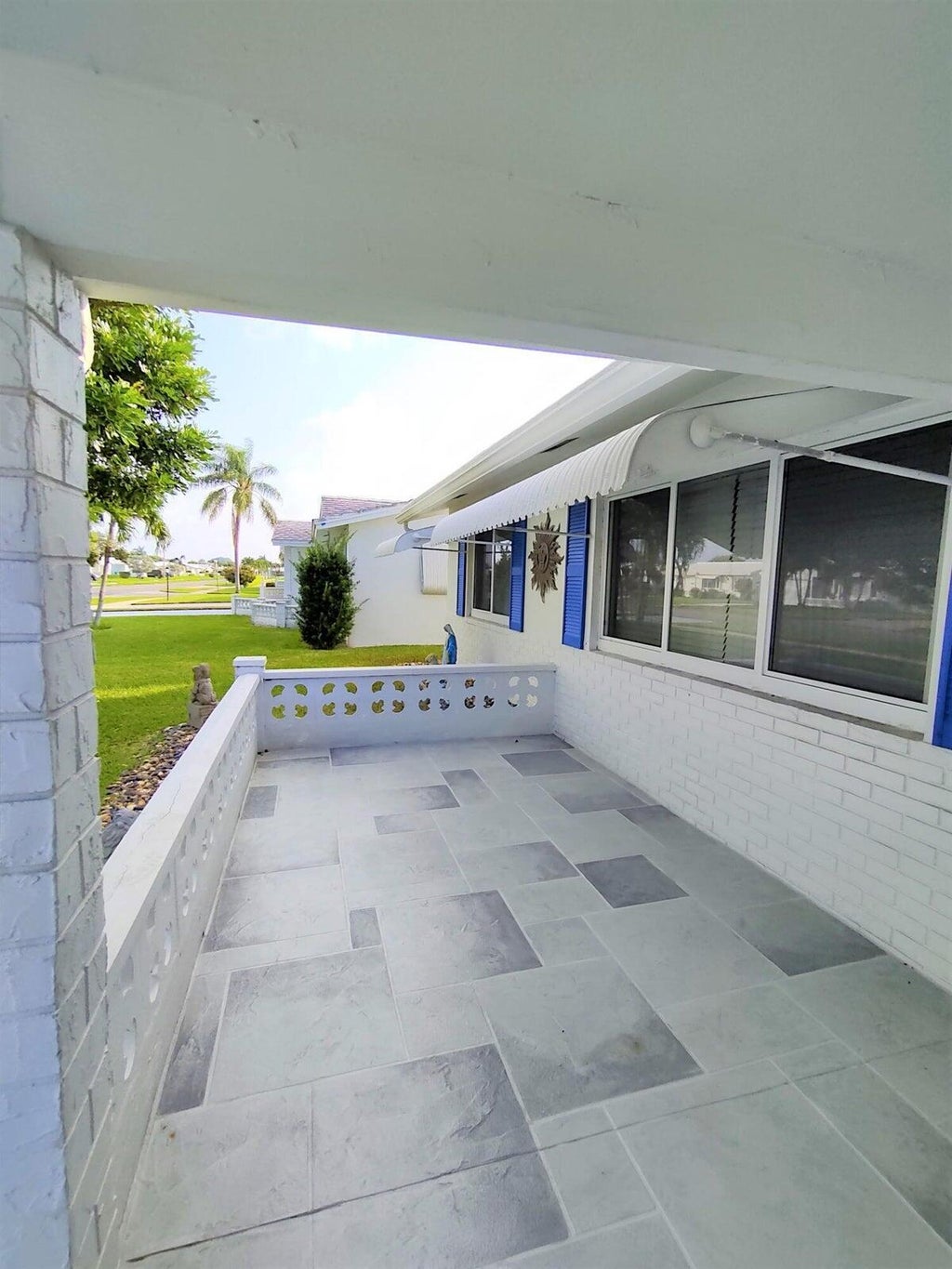 Photo of 1826 SW Congress Boulevard, Boynton Beach, FL 33426 (MLS # B26044028)