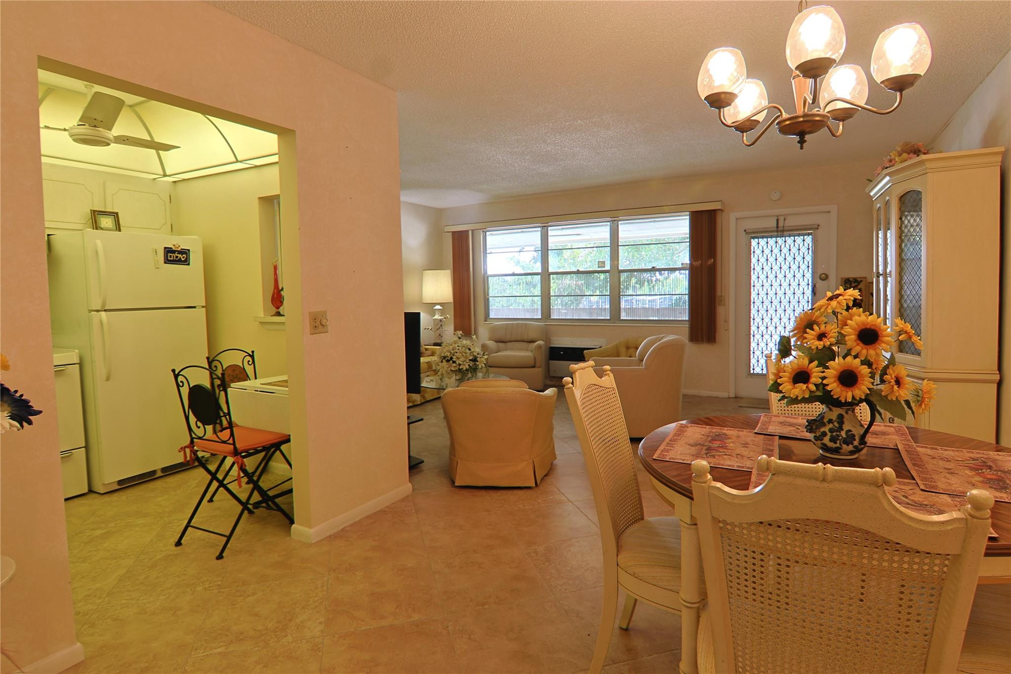 RICHMOND D CONDO - Residential