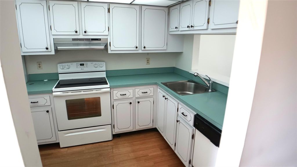 Photo of 777 S Federal Highway #N302, Pompano Beach, FL 33062 (MLS # F10458770)