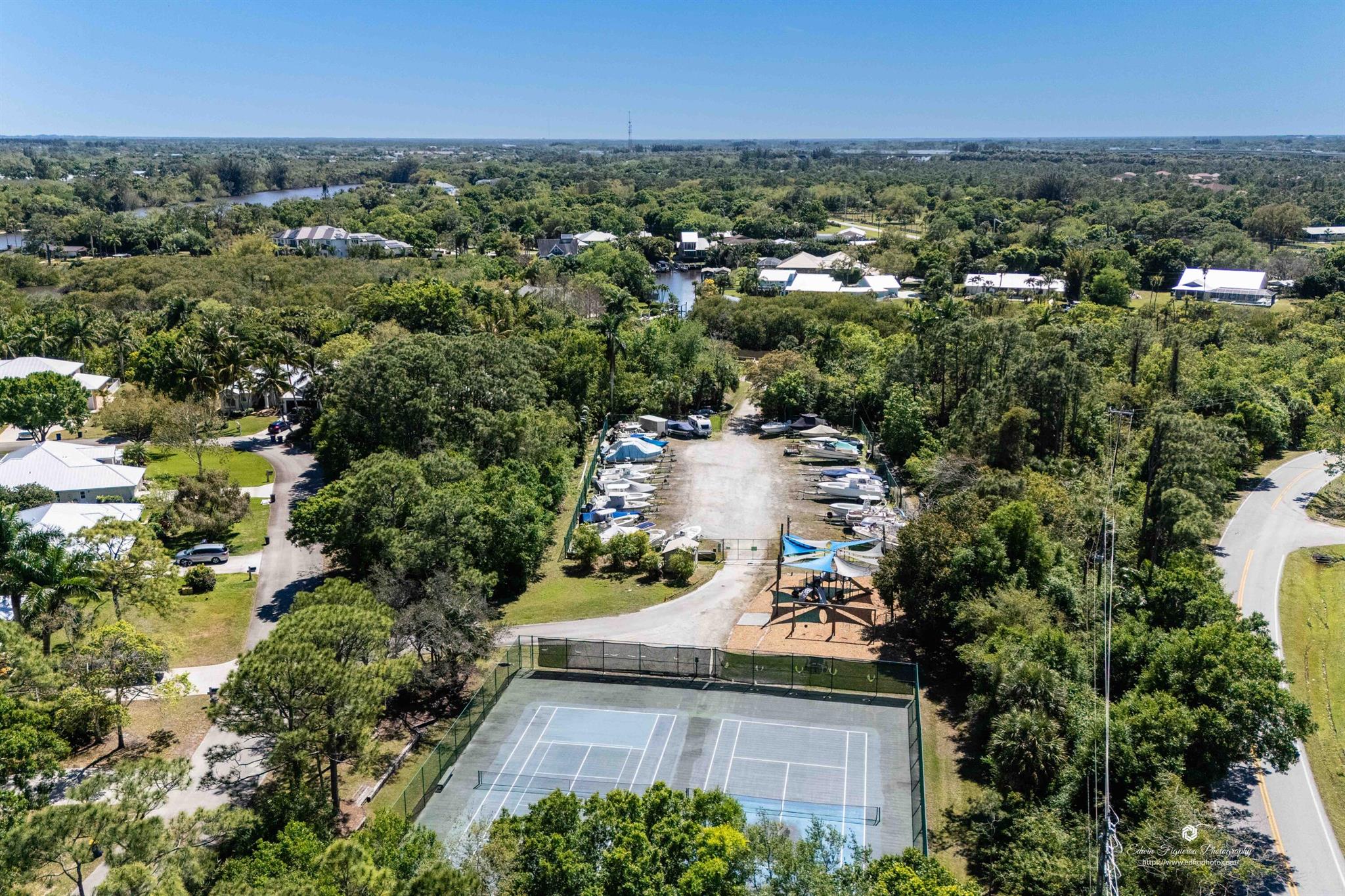 RIVER LANDING - Residential