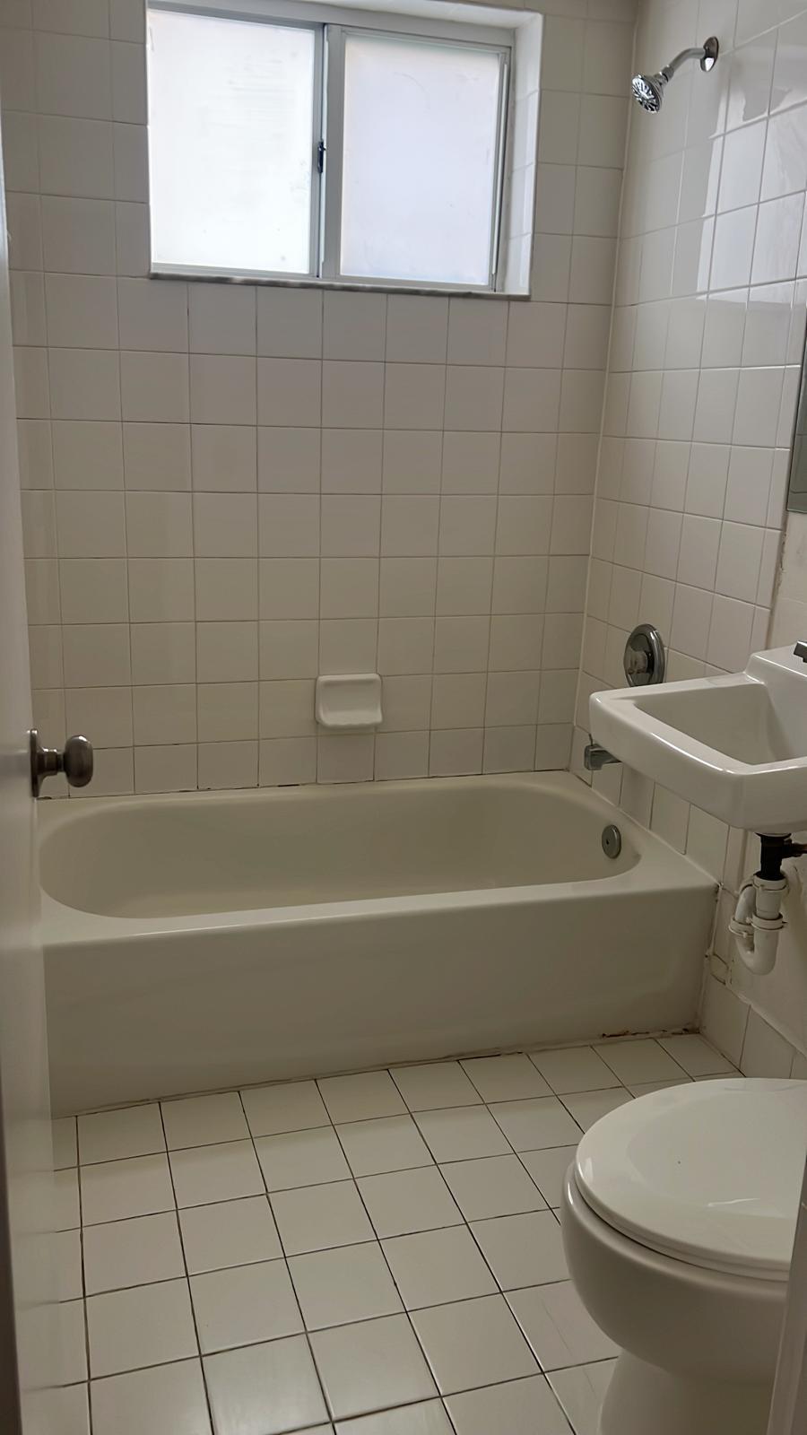 SNAKE CREEK LANDING CONDO - Residential Lease