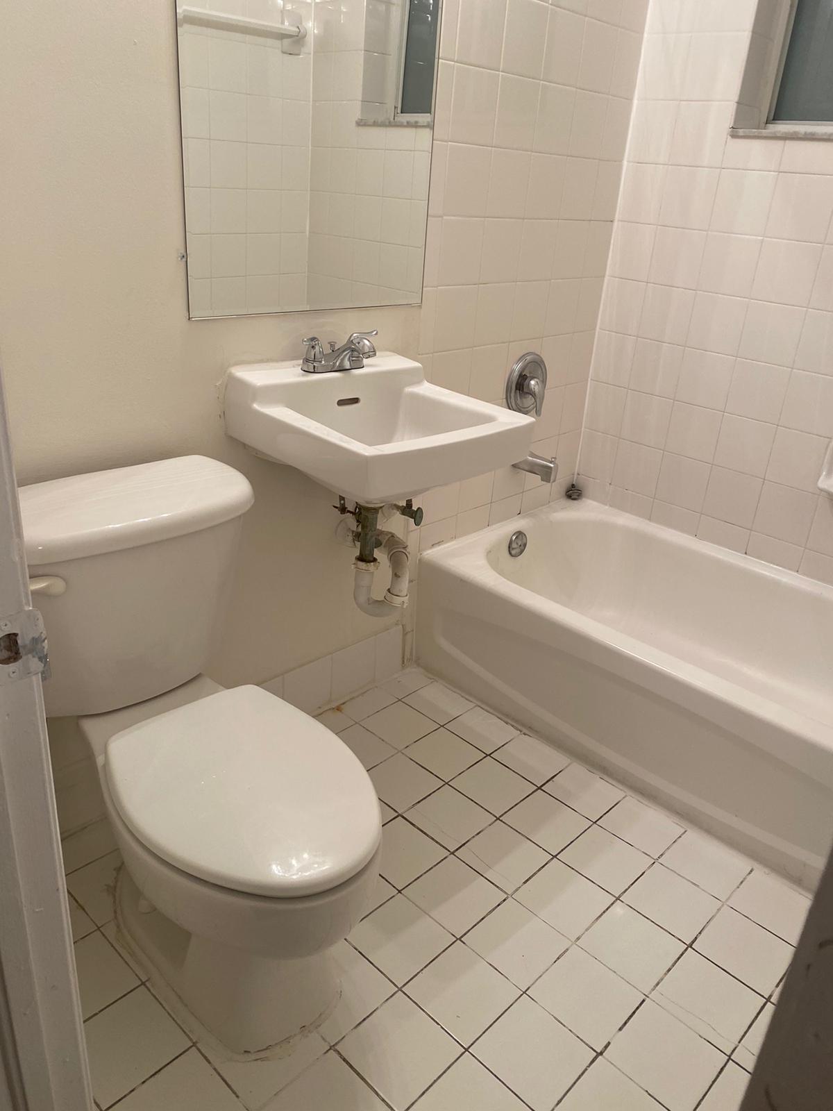 SNAKE CREEK LANDING CONDO - Residential Lease