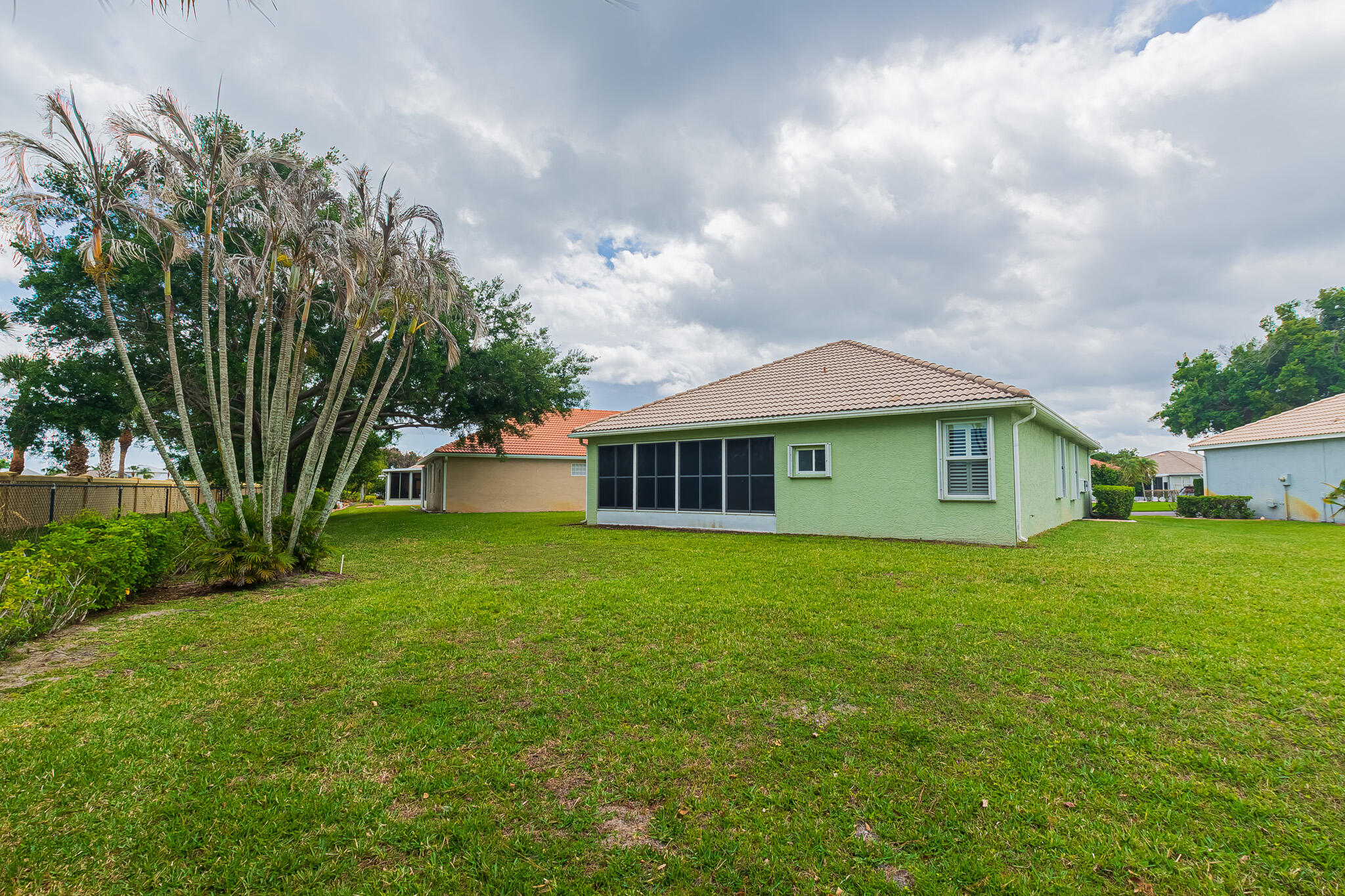 KINGS ISLE PHASE VII-B REPLAT - Residential