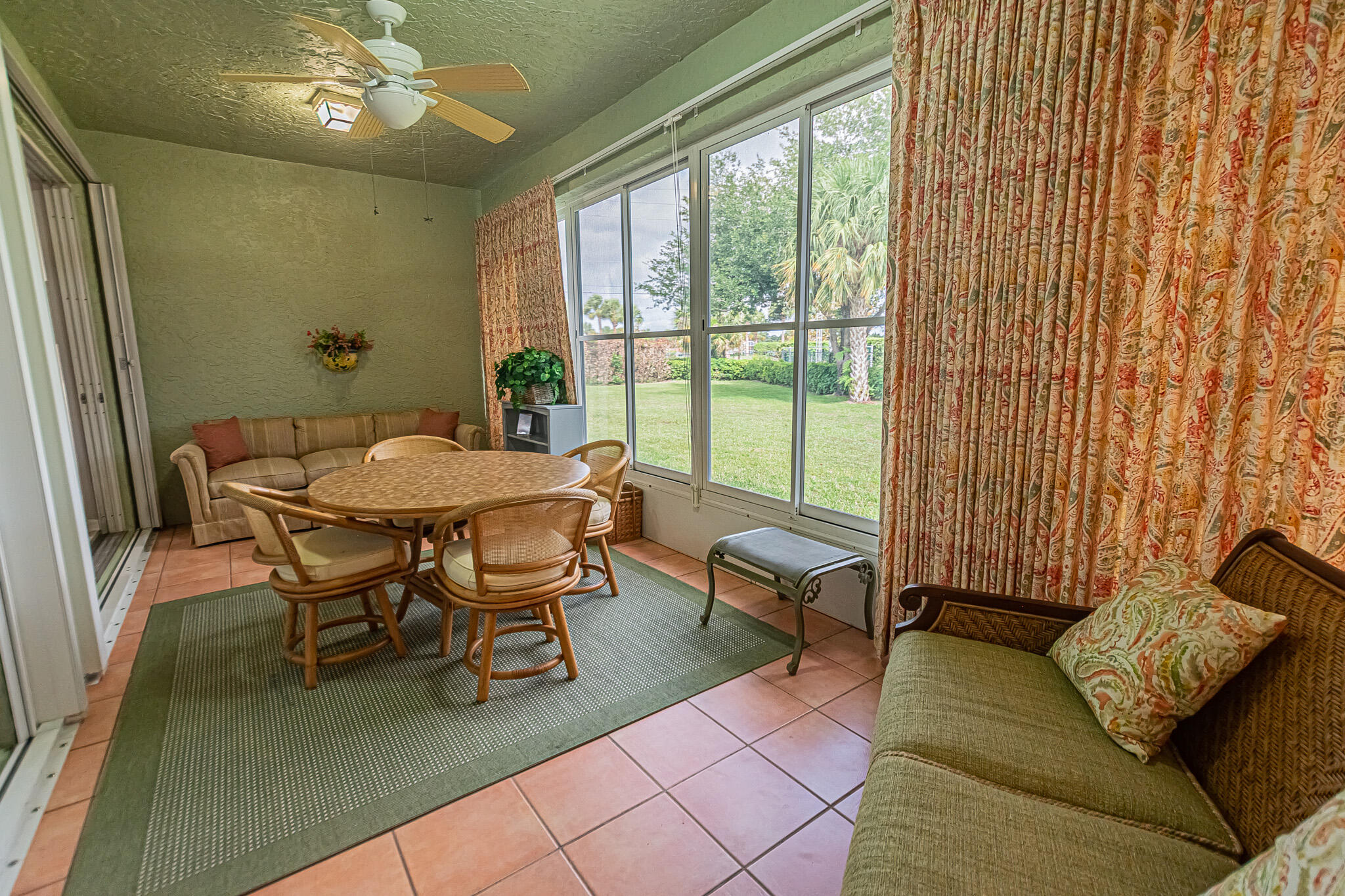 KINGS ISLE PHASE VII-B REPLAT - Residential