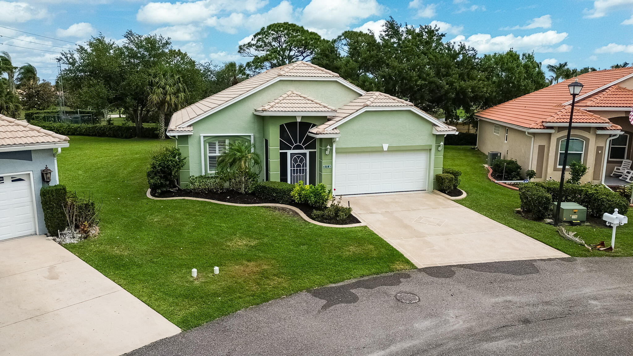 KINGS ISLE PHASE VII-B REPLAT - Residential