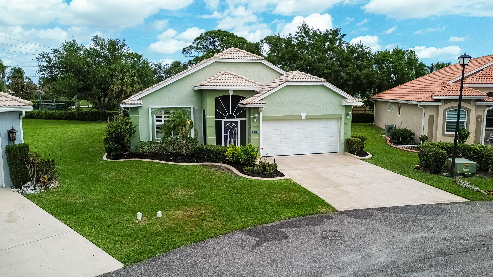 KINGS ISLE PHASE VII-B REPLAT - Residential