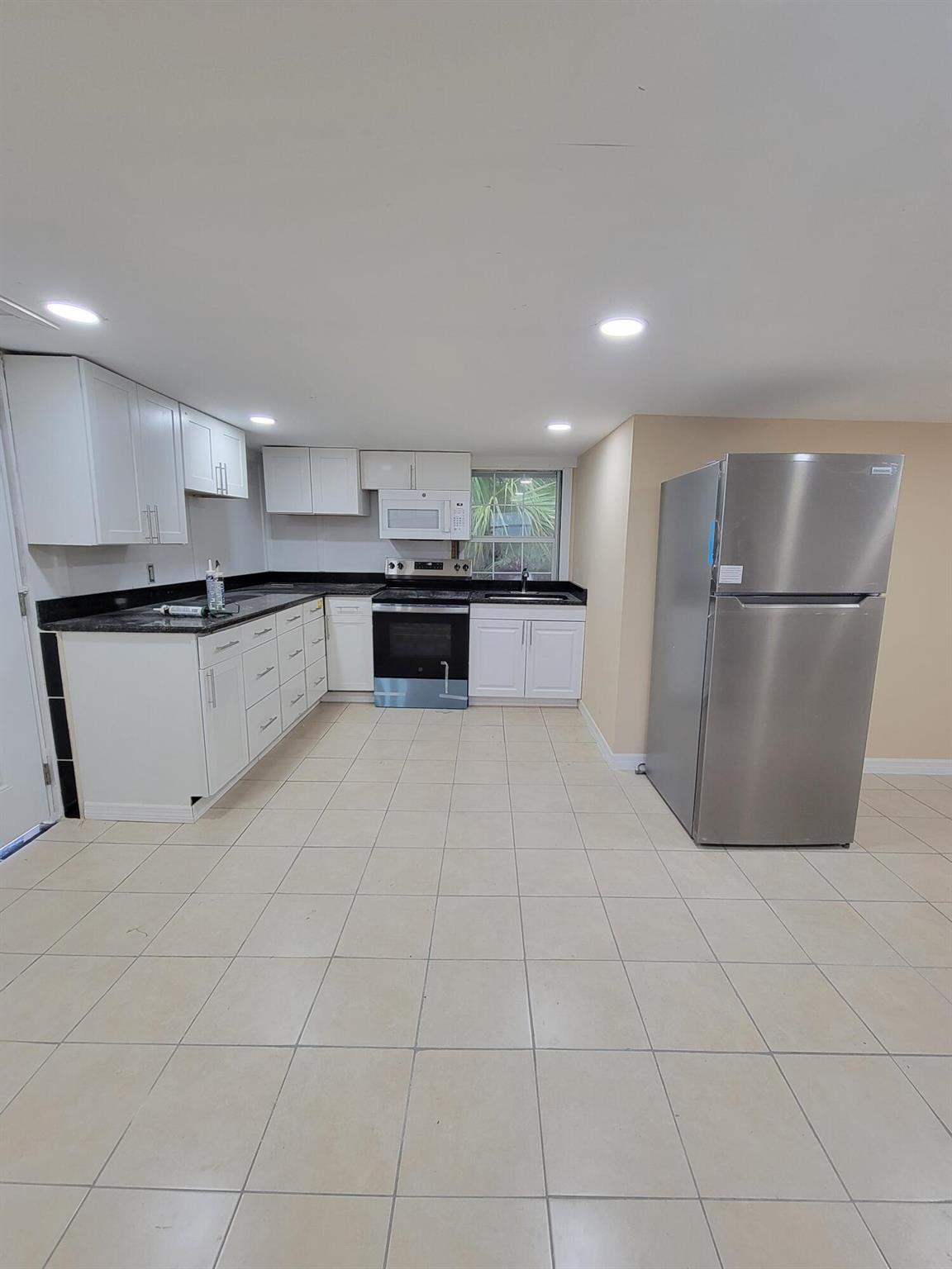 ST LUCIE - Residential Lease