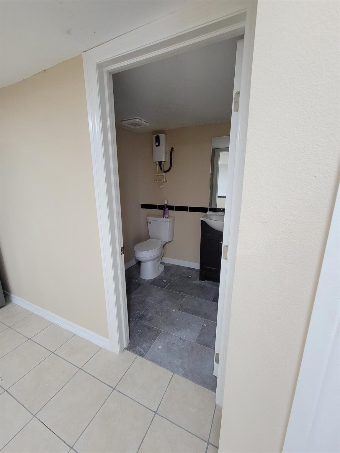 ST LUCIE - Residential Lease