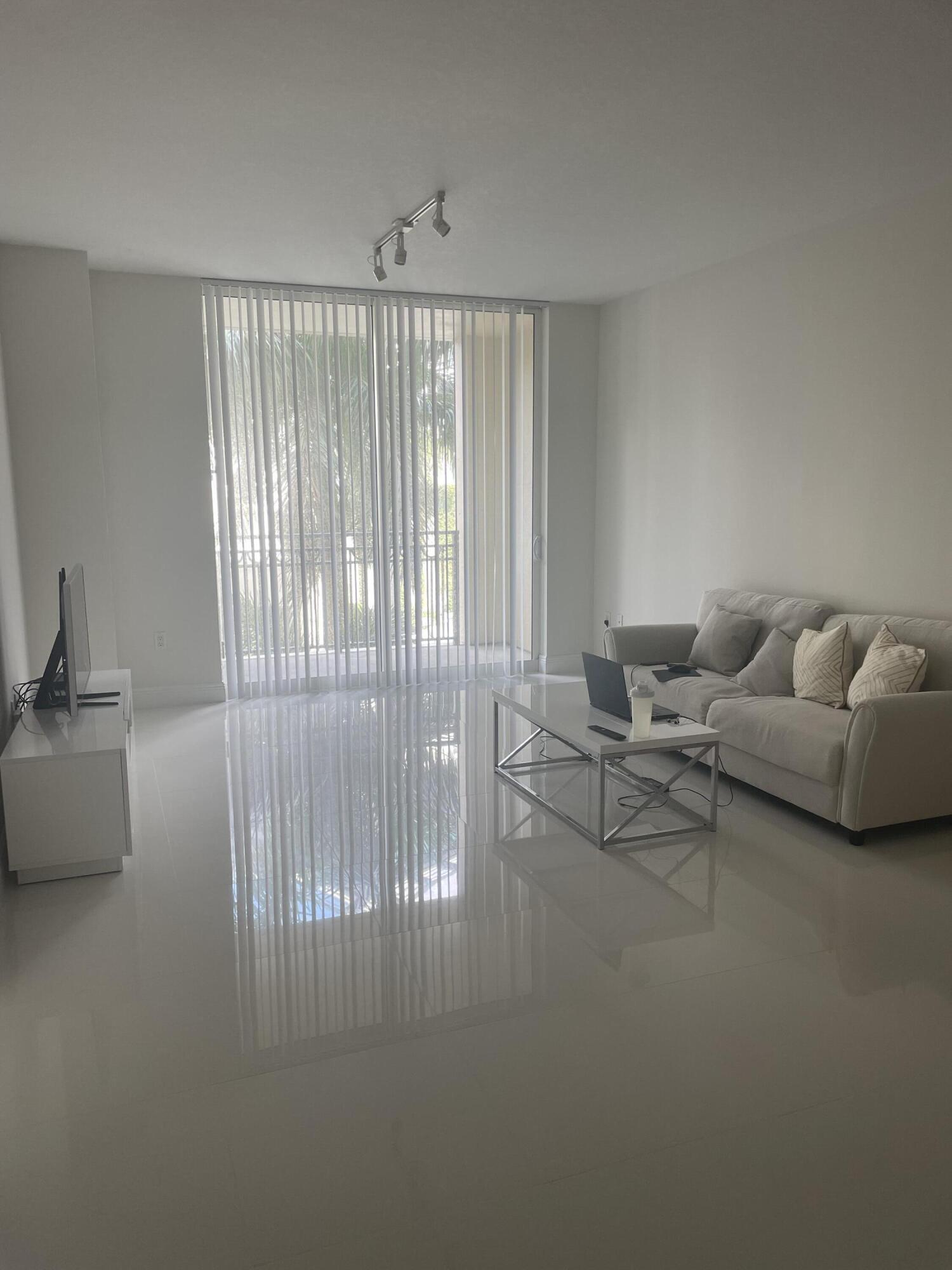 CITYPLACE SOUTH TOWER CONDO - Residential Lease