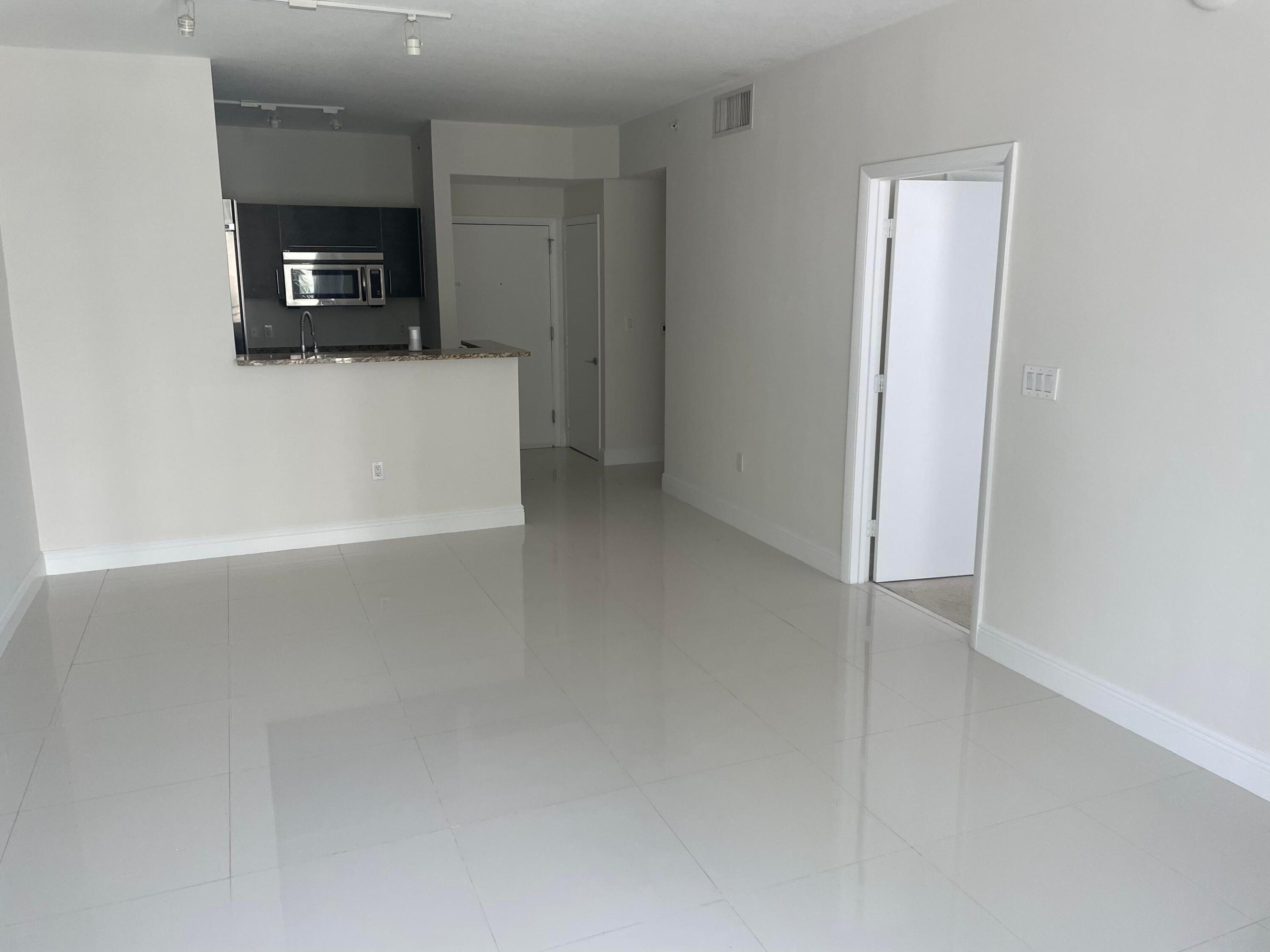 CITYPLACE SOUTH TOWER CONDO - Residential Lease