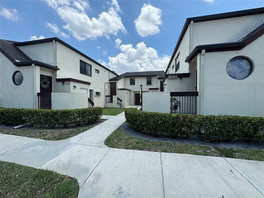 Photo 1 of 34 — 11318 Taft Street, Pembroke Pines, FL 33026