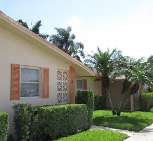 CRESTHAVEN VILLAS CONDO 24 - Residential