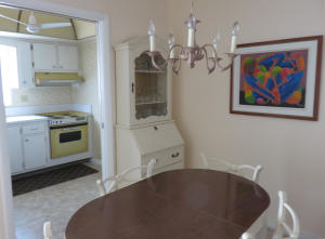 CRESTHAVEN VILLAS CONDO 24 - Residential