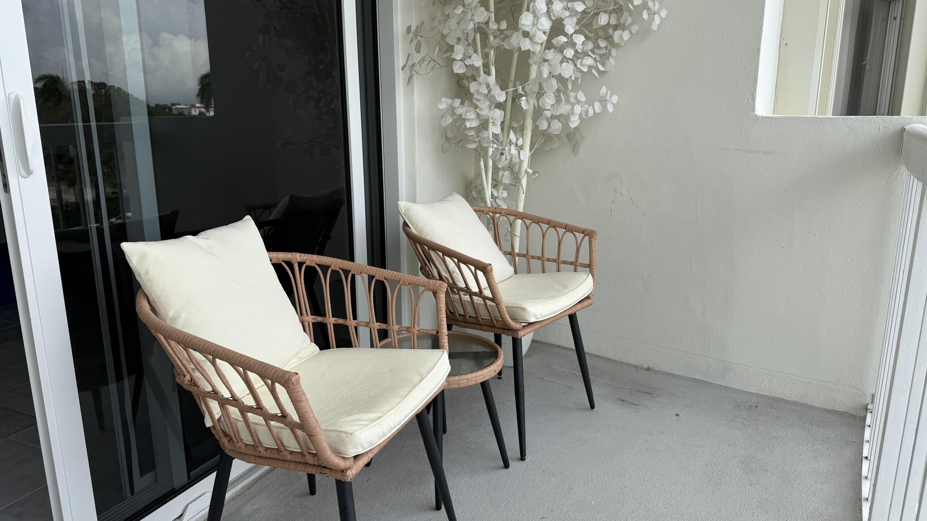 PORTOFINO CONDO PT OF LTS 15 AND 16,JARVIS PAR - Residential Lease