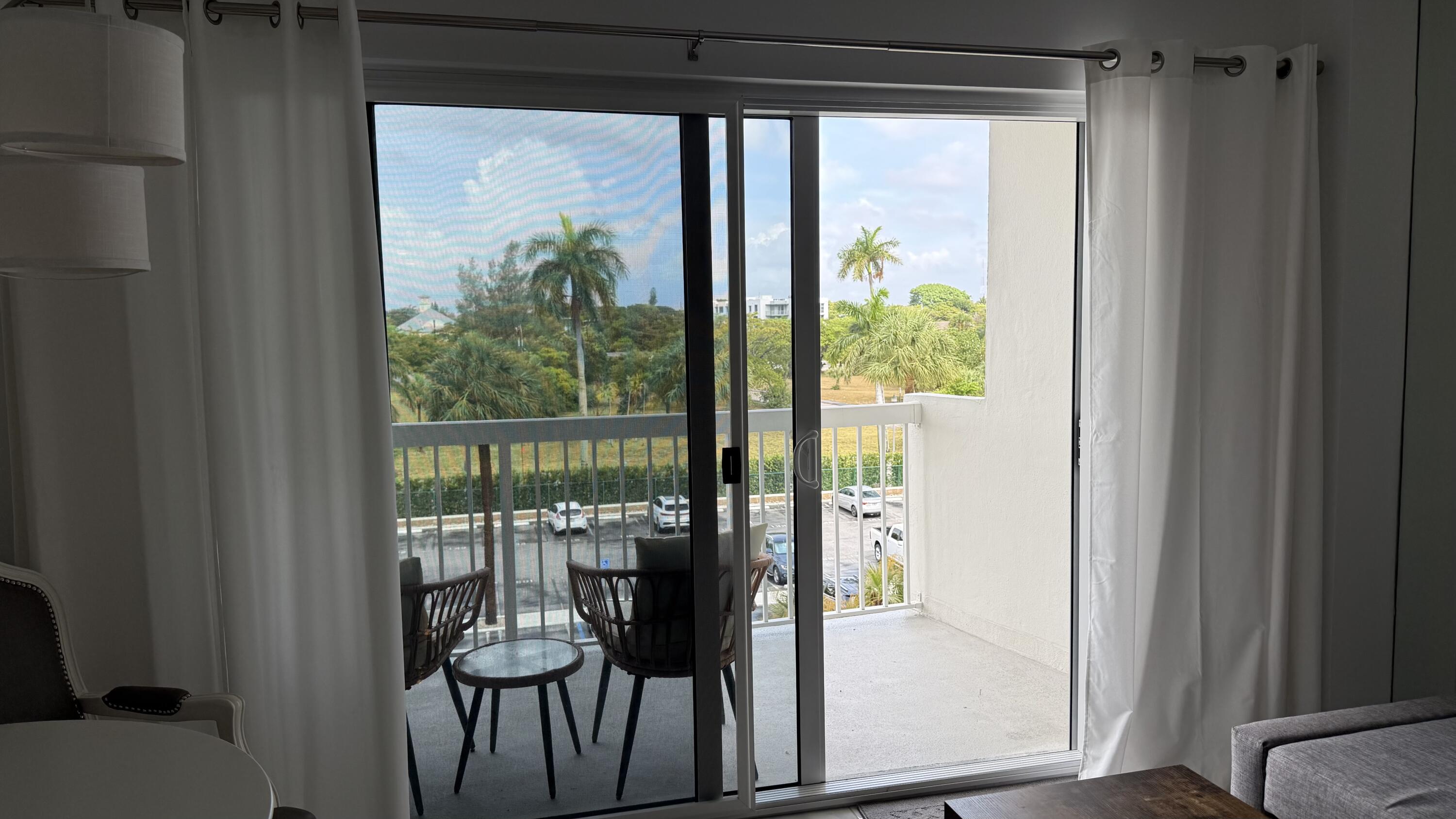PORTOFINO CONDO PT OF LTS 15 AND 16,JARVIS PAR - Residential Lease