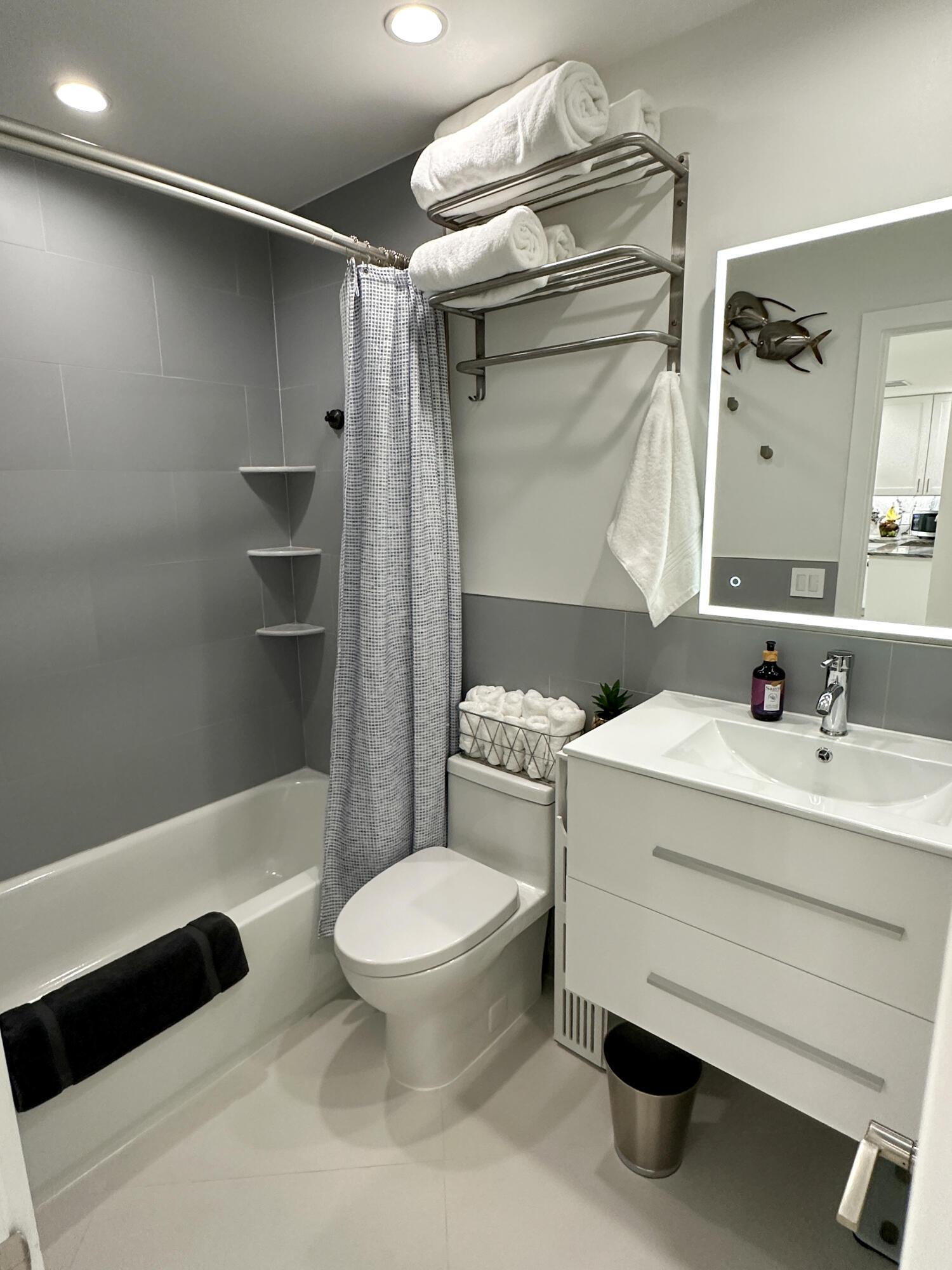 JUPITER VILLAGE PH IV - Residential