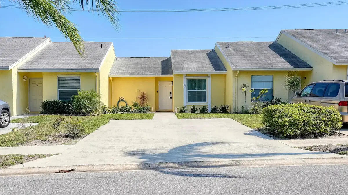 JUPITER VILLAGE PH IV - Residential