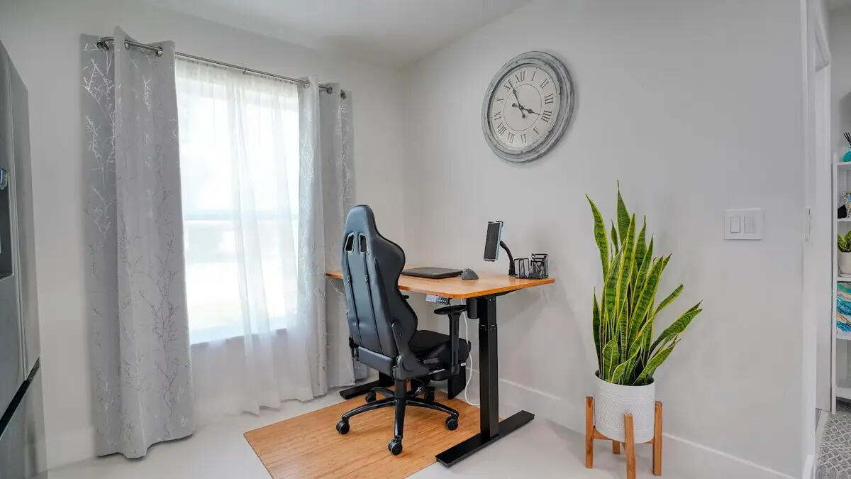 JUPITER VILLAGE PH IV - Residential