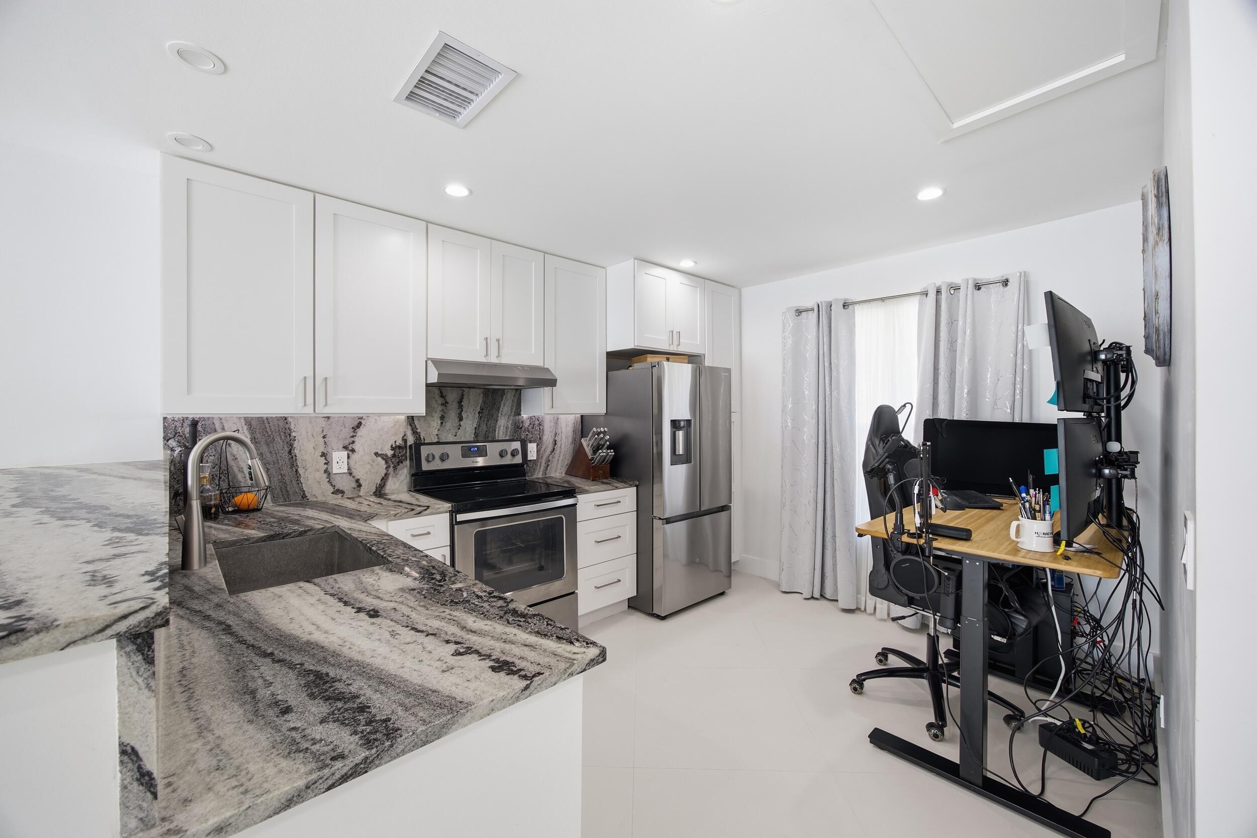 JUPITER VILLAGE PH IV - Residential