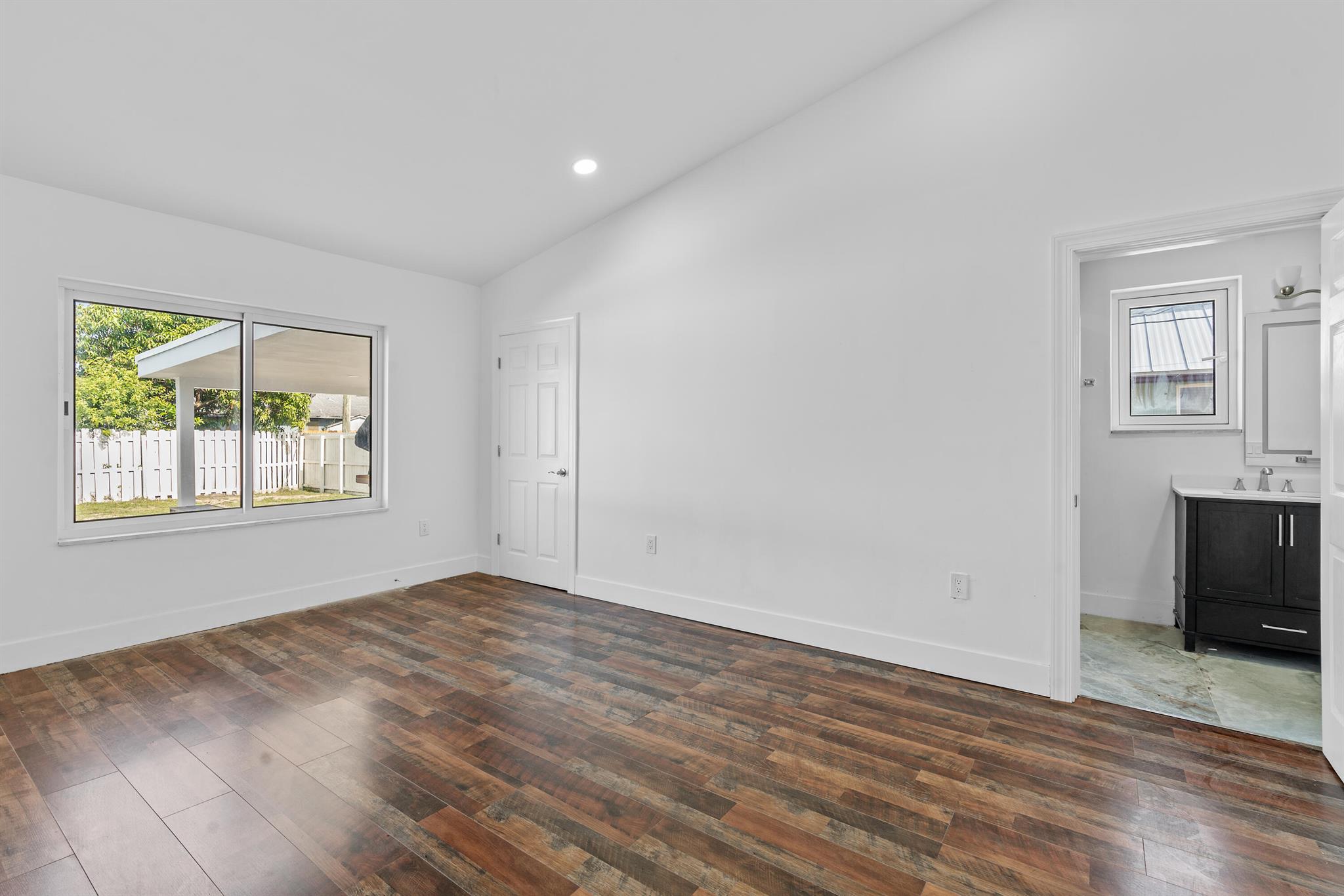 PORT ST LUCIE SECTION 30 - Residential Lease
